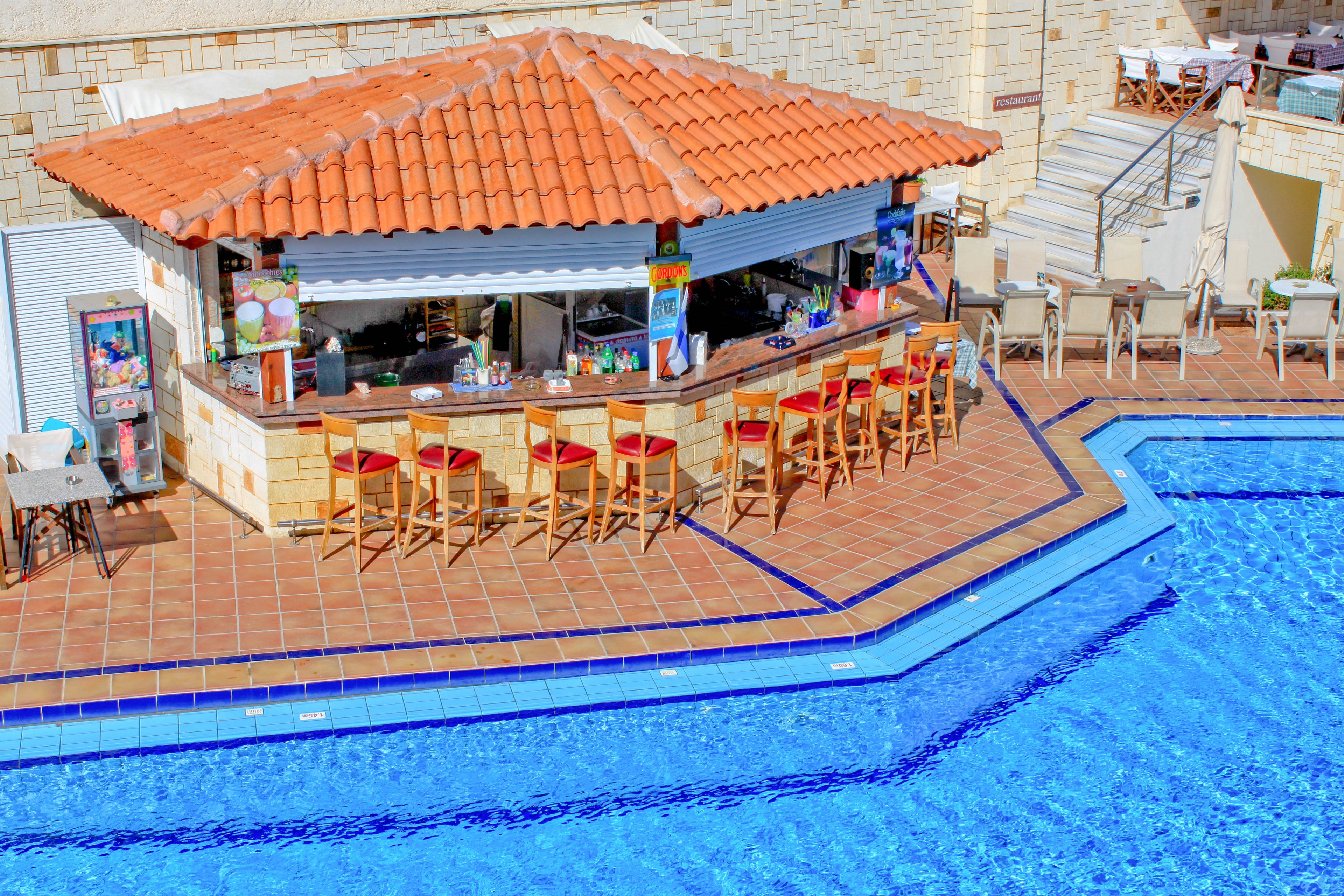 Porto Kalamaki Hotel