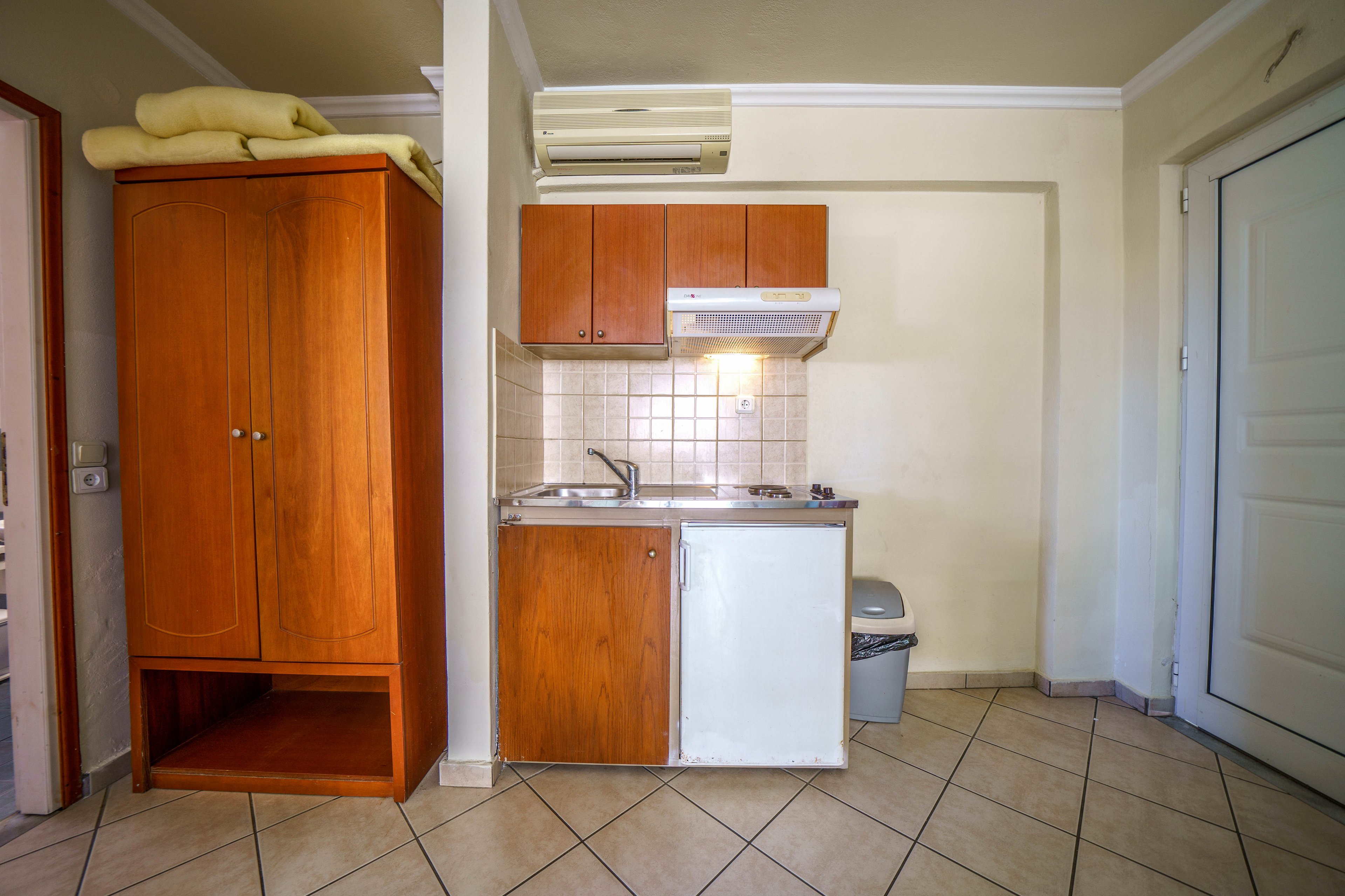 Porto Kalamaki Hotel