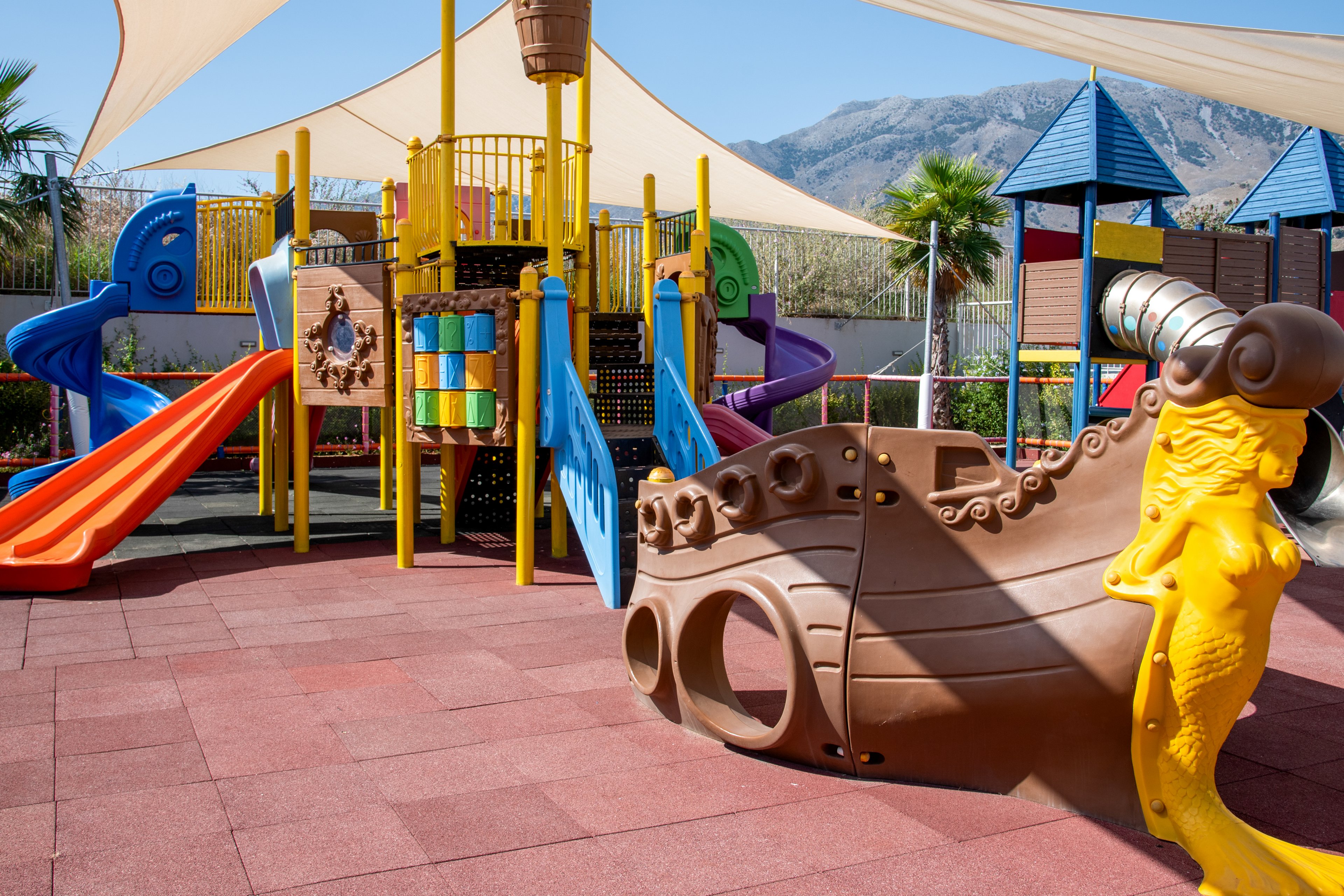 Anemos Luxury Grand Resort