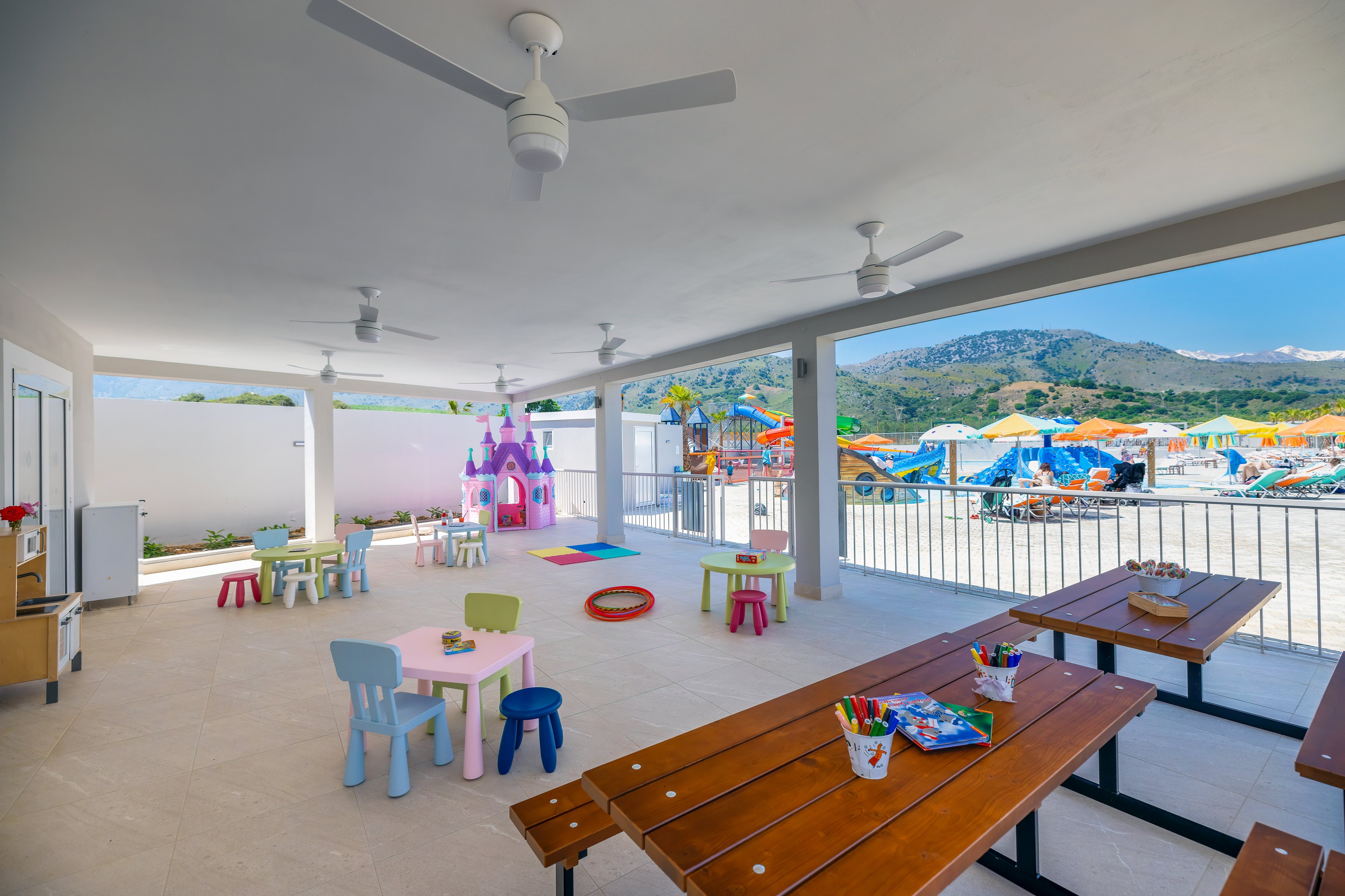 Anemos Luxury Grand Resort