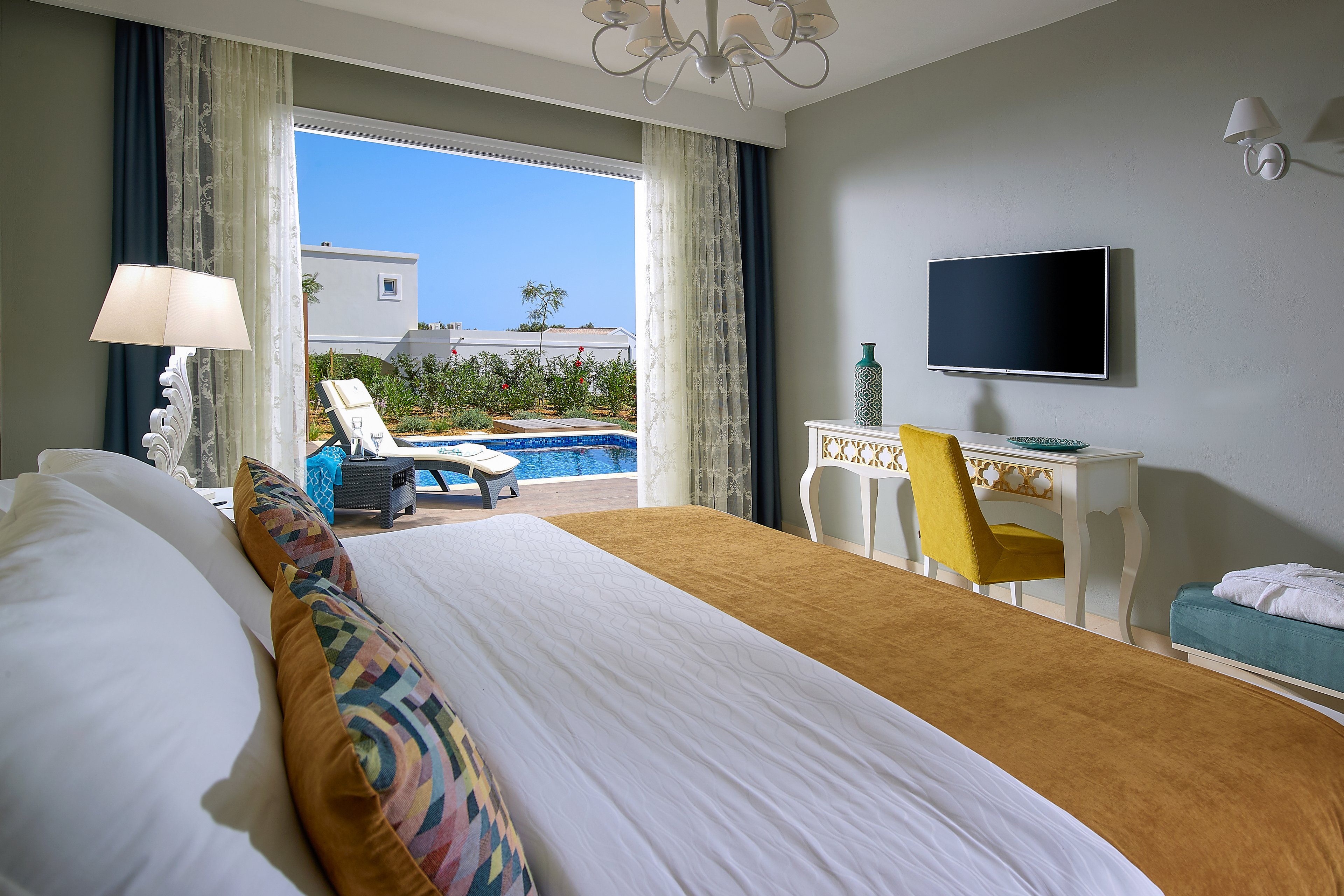 Anemos Luxury Grand Resort