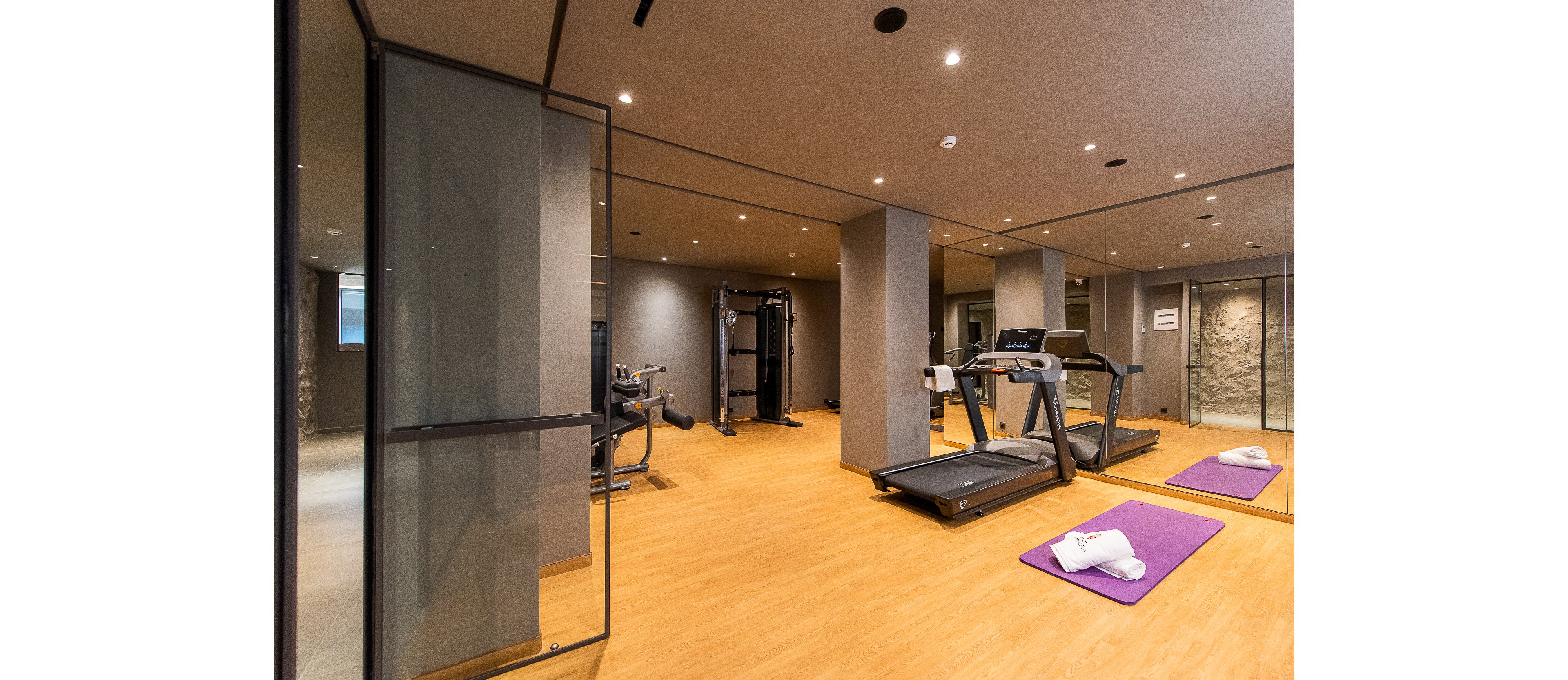 Pilot Amphora Boutique Hotel