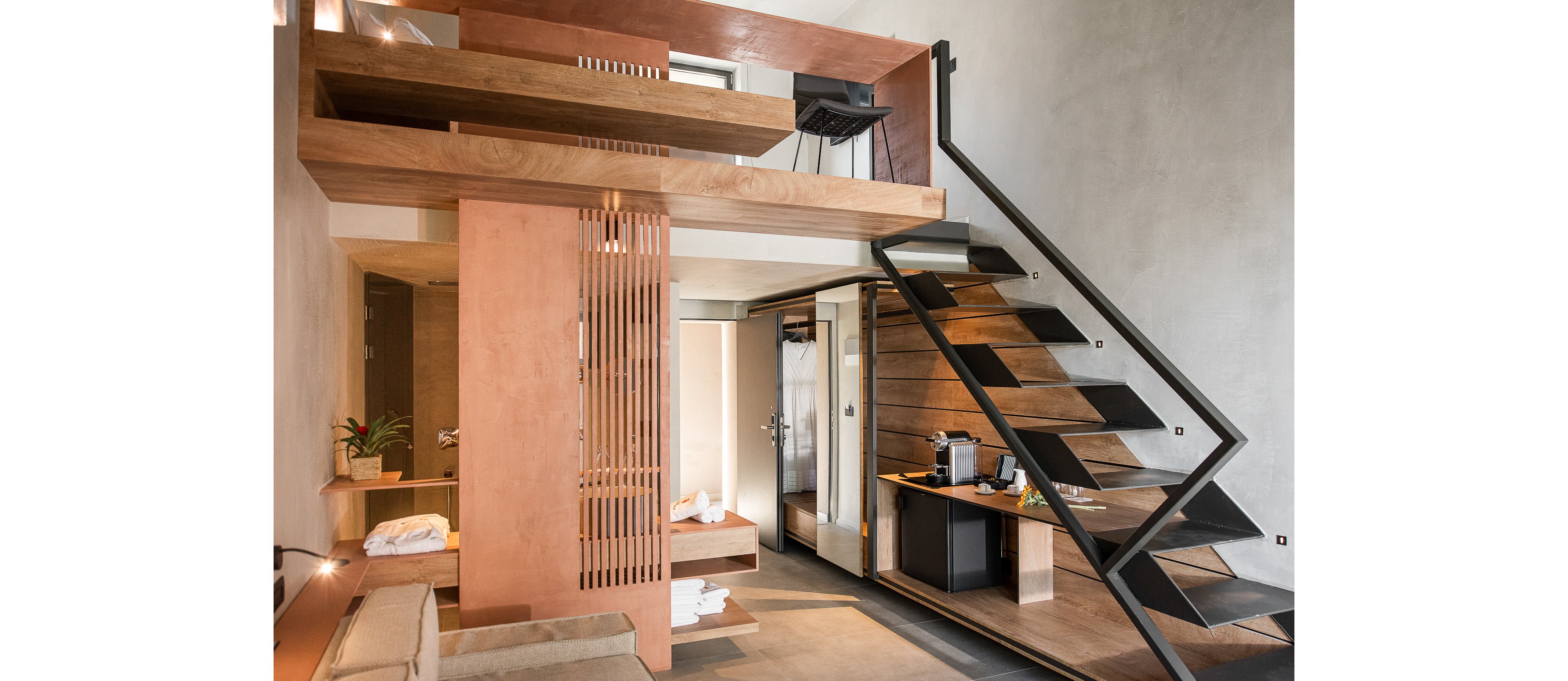 Pilot Amphora Boutique Hotel