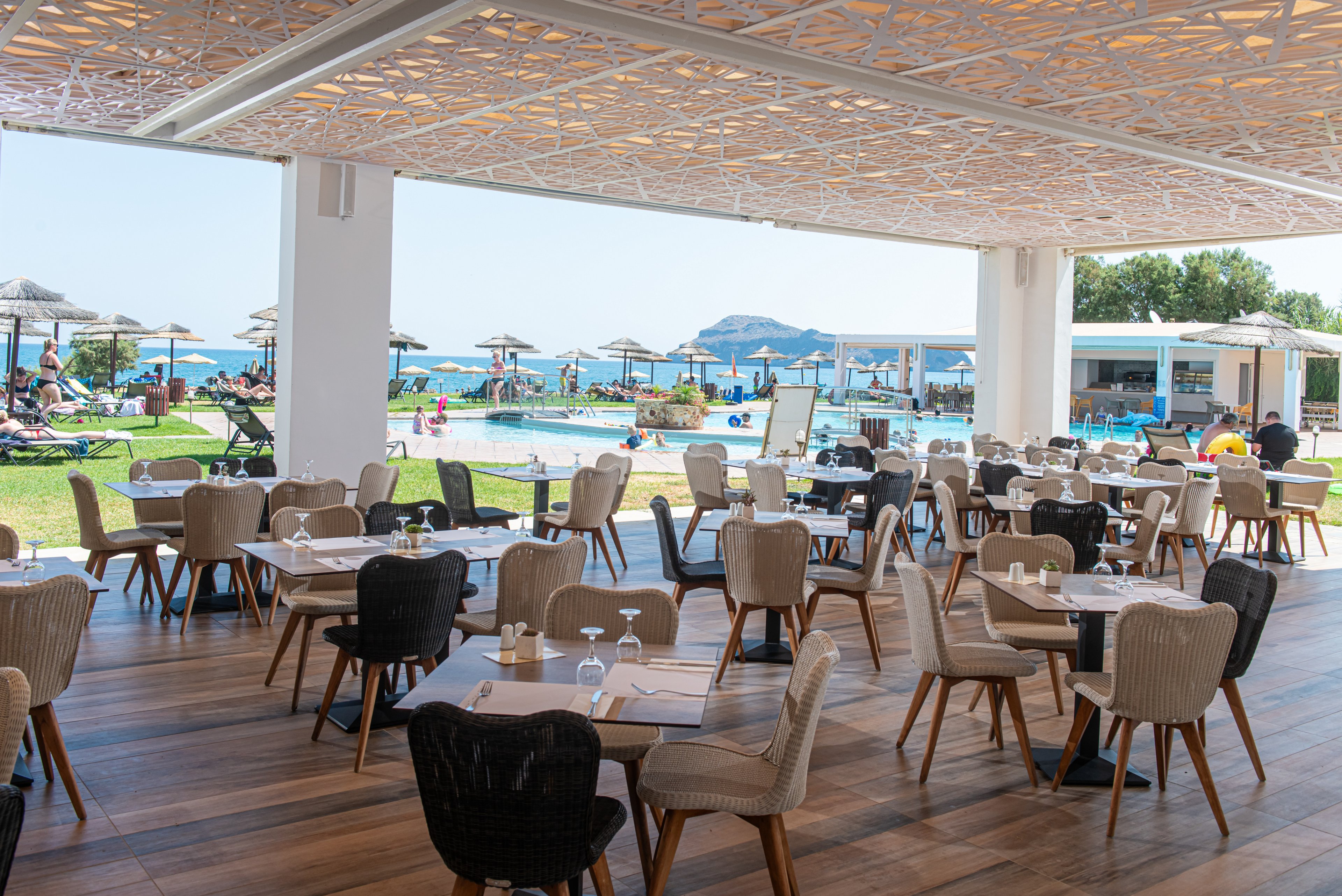 Geraniotis Hotel & Resort