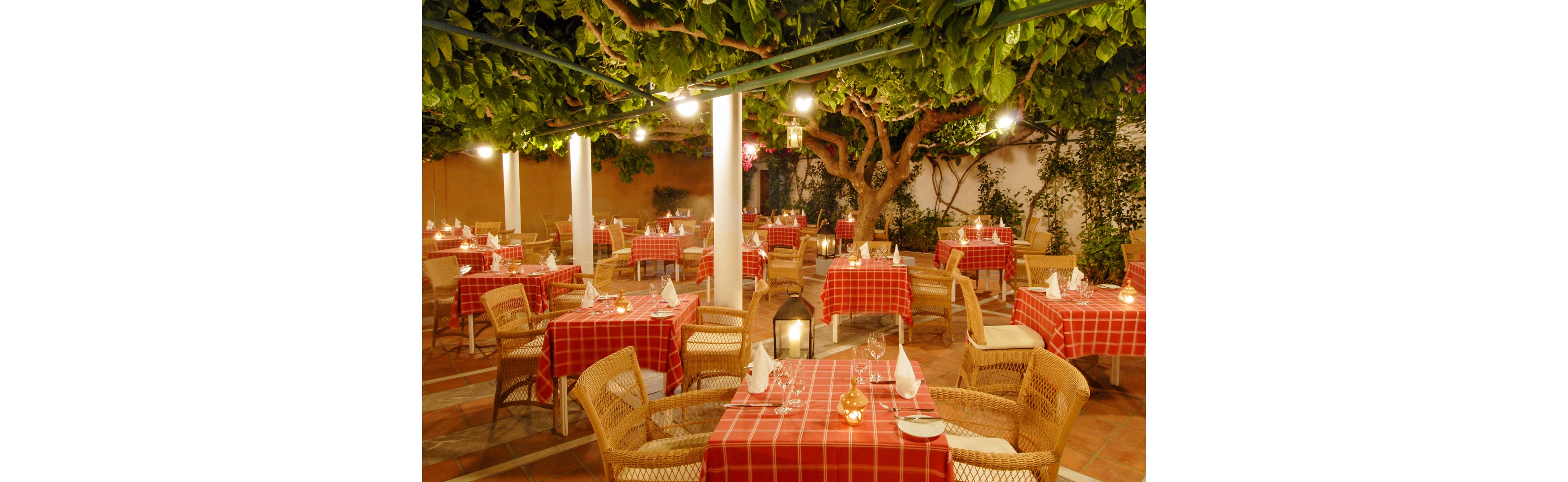 Aquila Rithymna Beach.