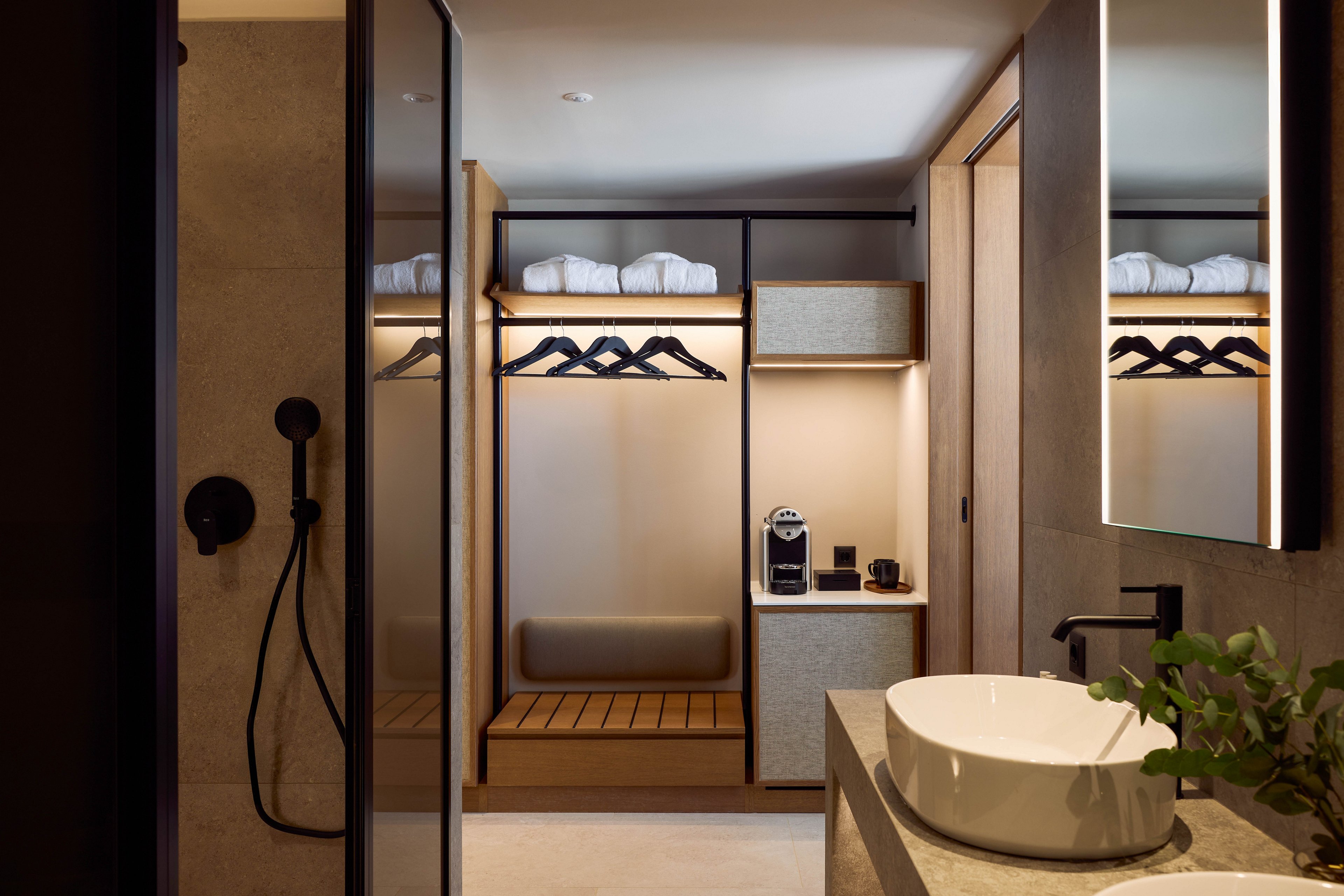 Oros Luxury Beach Resort.