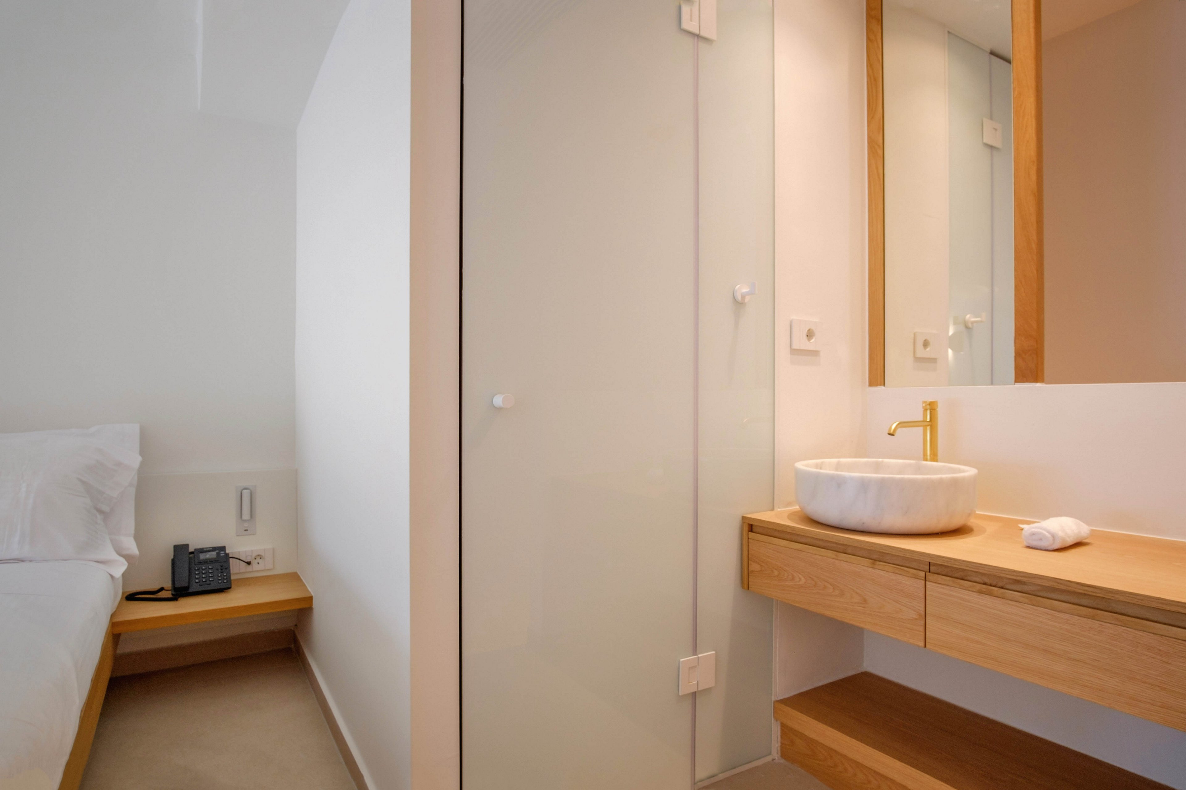Phos Hotel