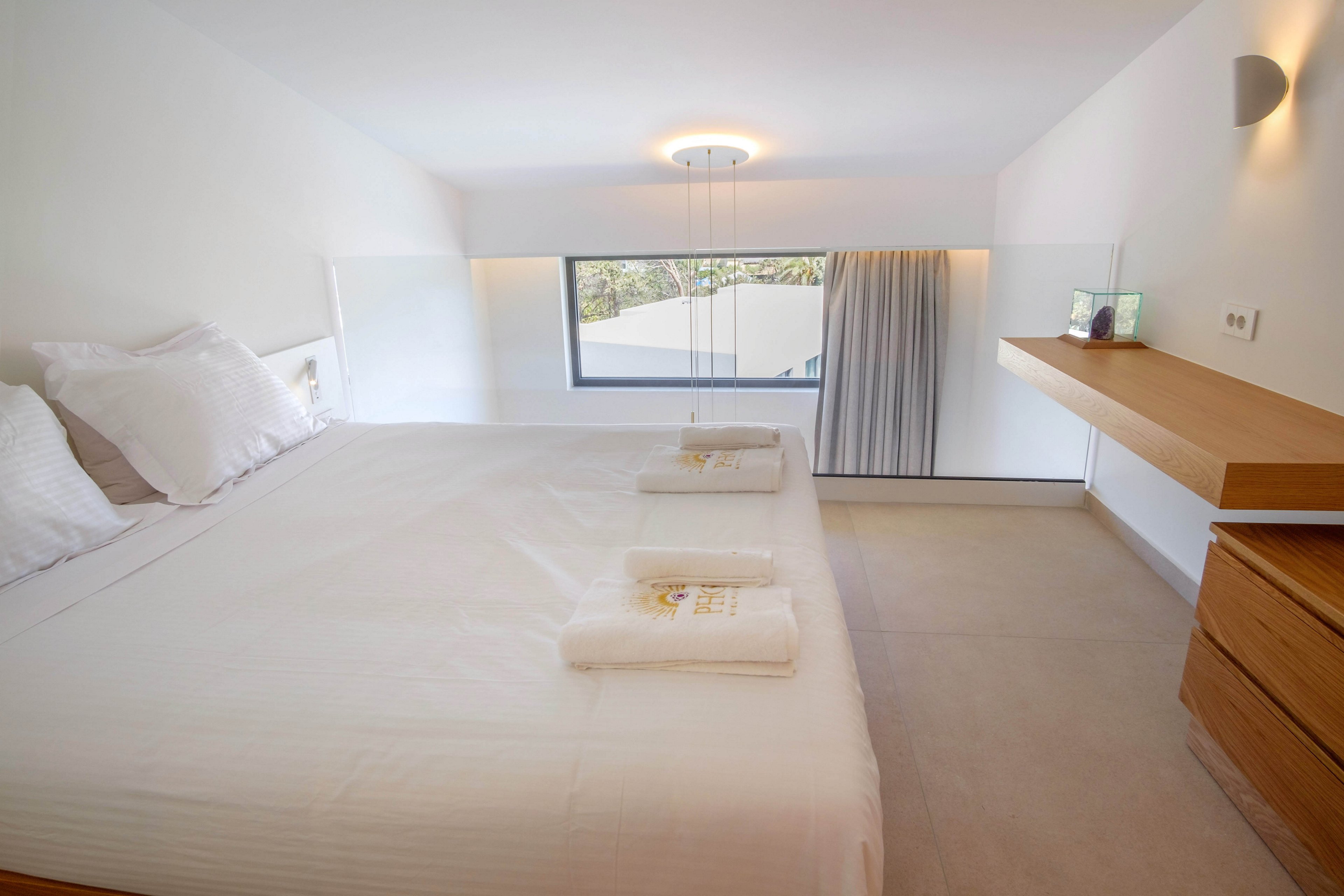 Phos Hotel