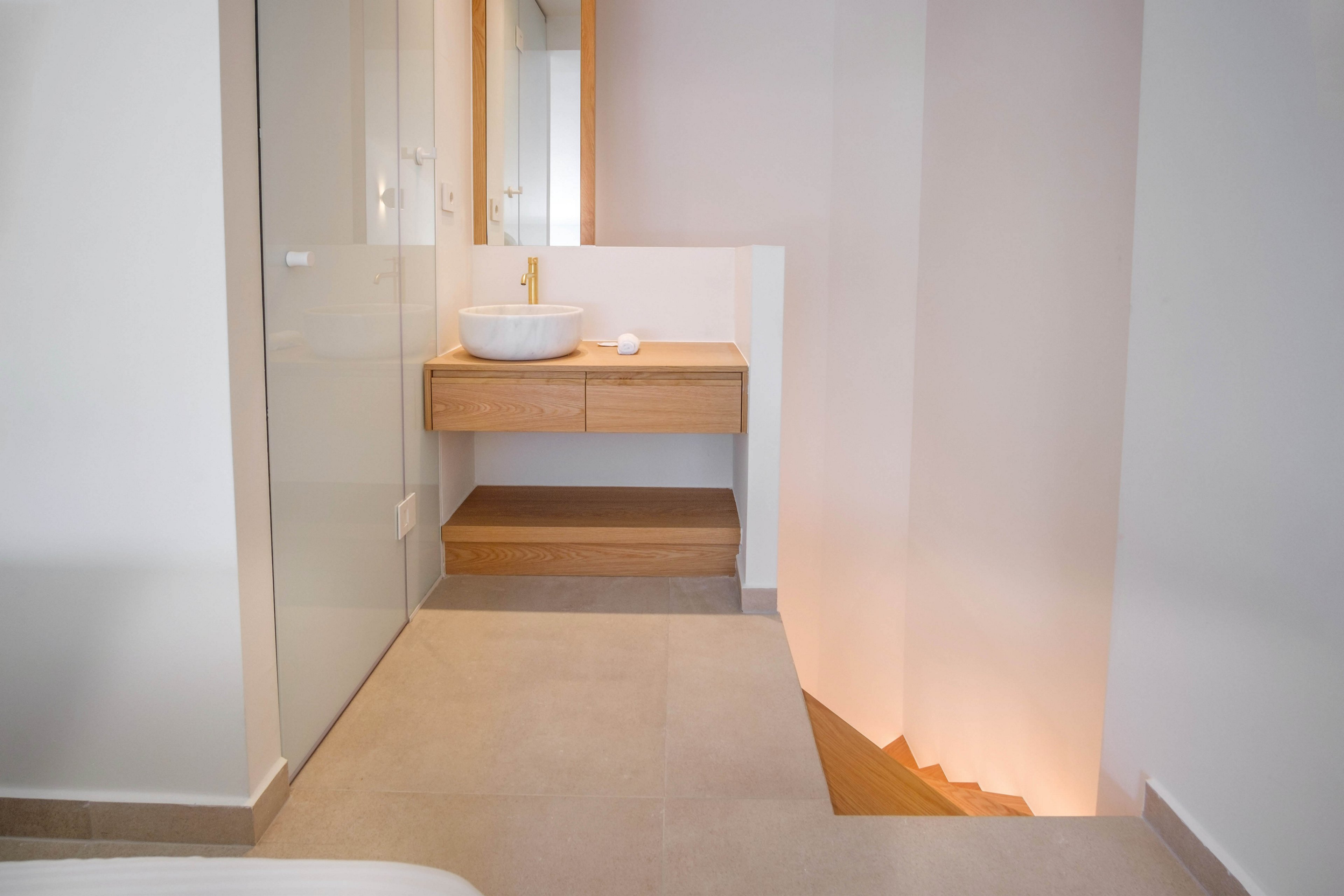Phos Hotel