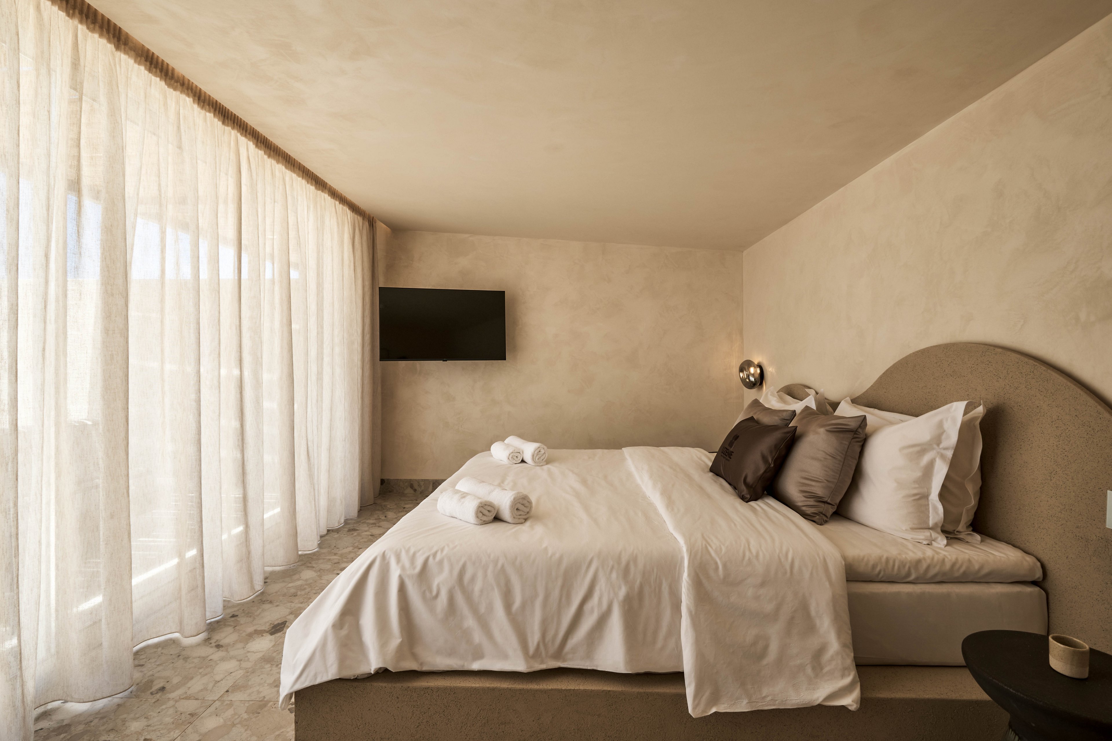 Uzenie All Suites Boutique Resort