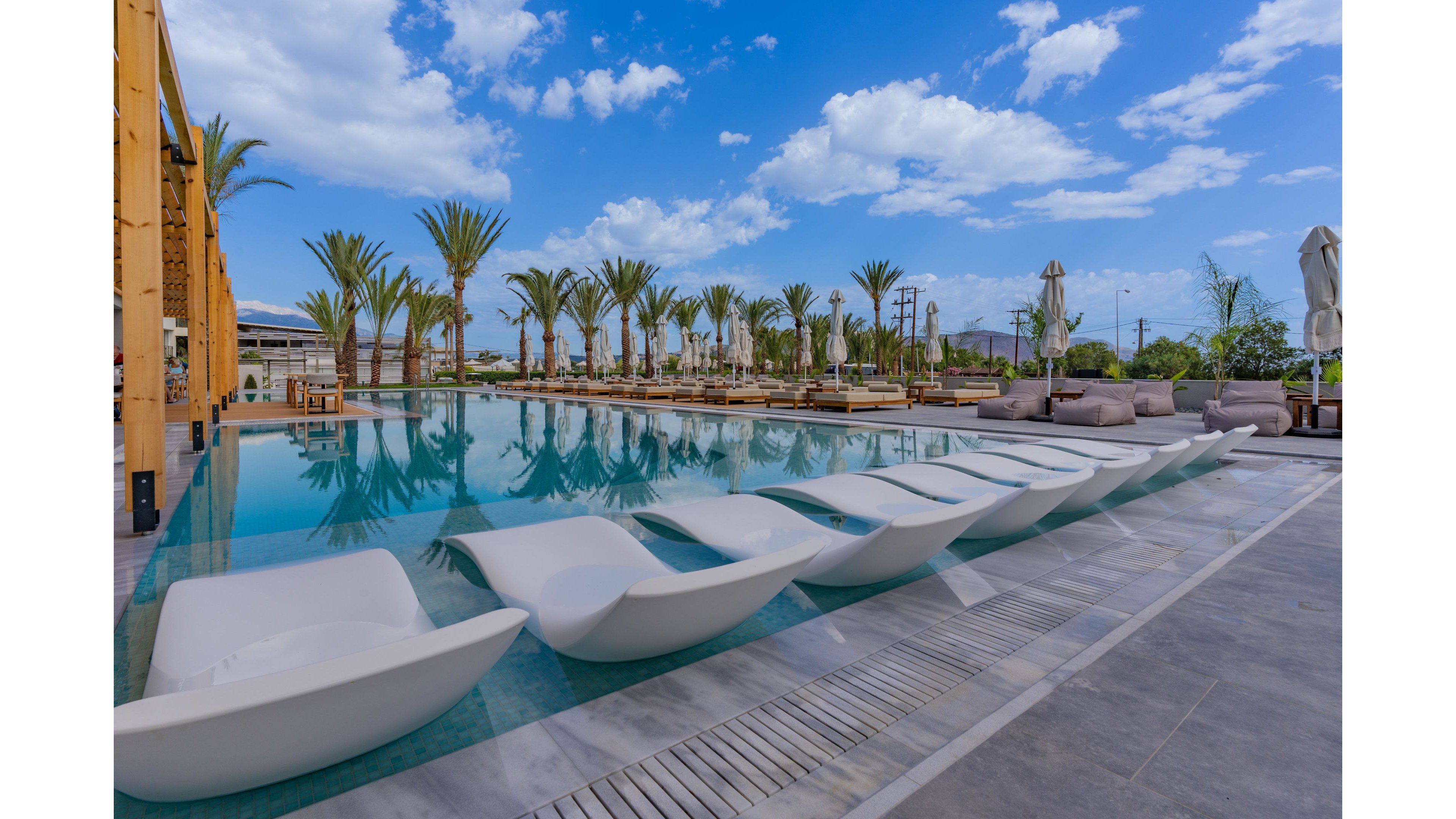 Georgioupolis Suites