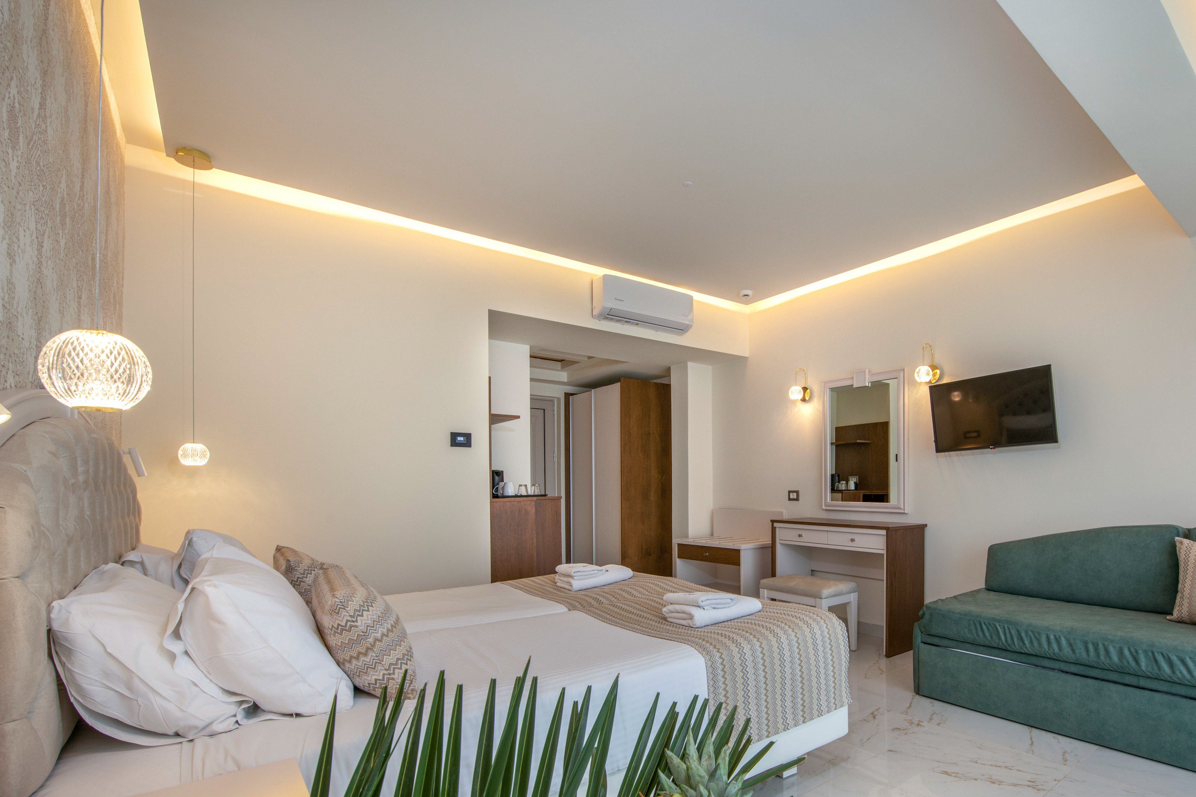 Vantaris Luxury Beach Resort