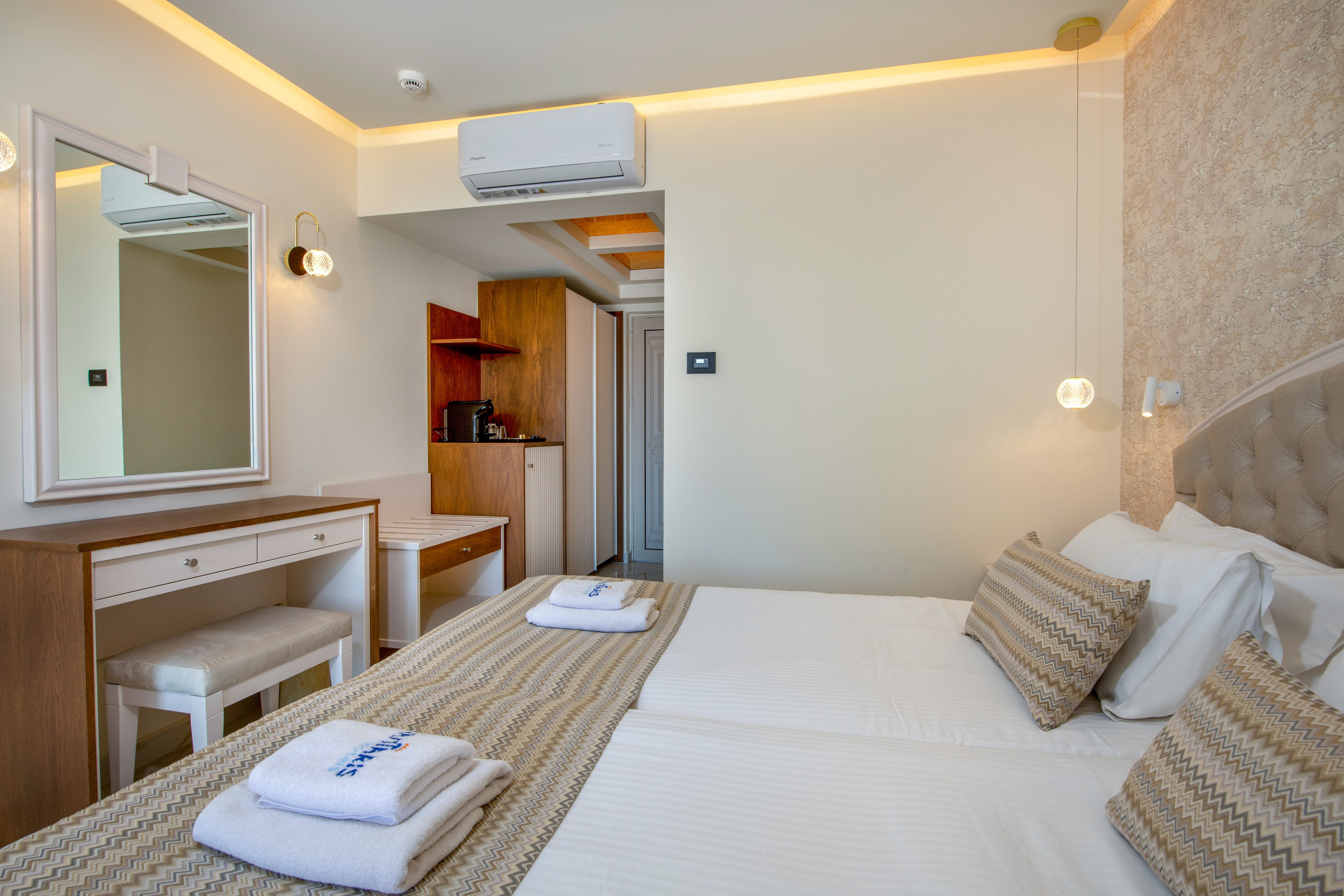 Vantaris Luxury Beach Resort