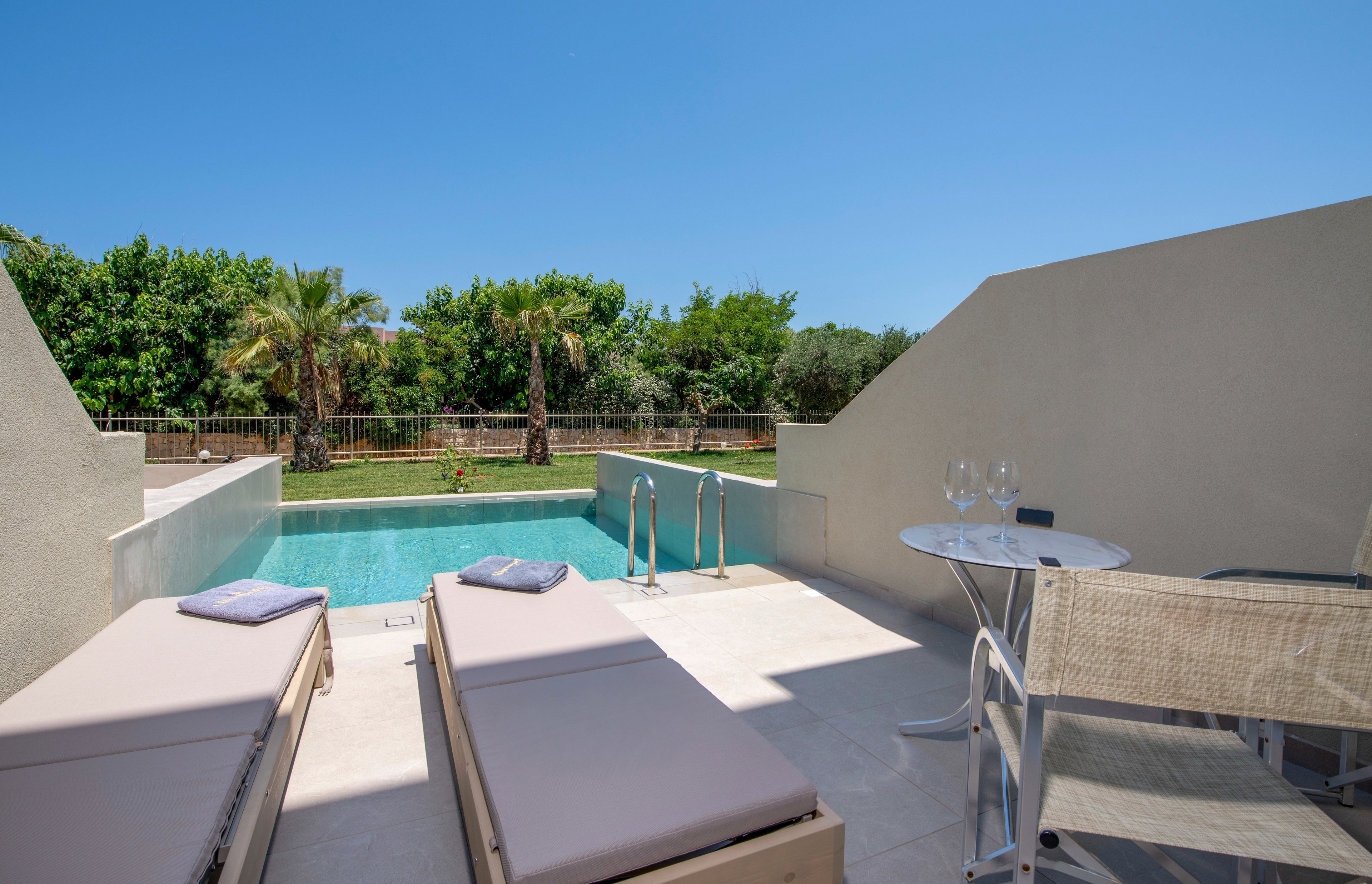 Vantaris Luxury Beach Resort