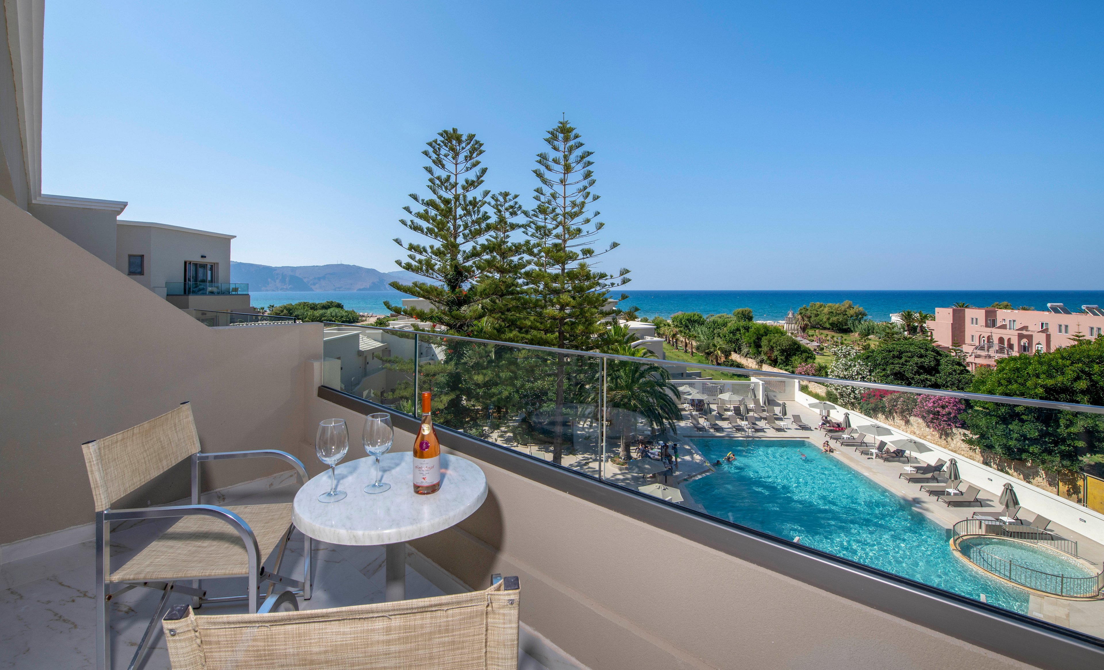 Vantaris Luxury Beach Resort