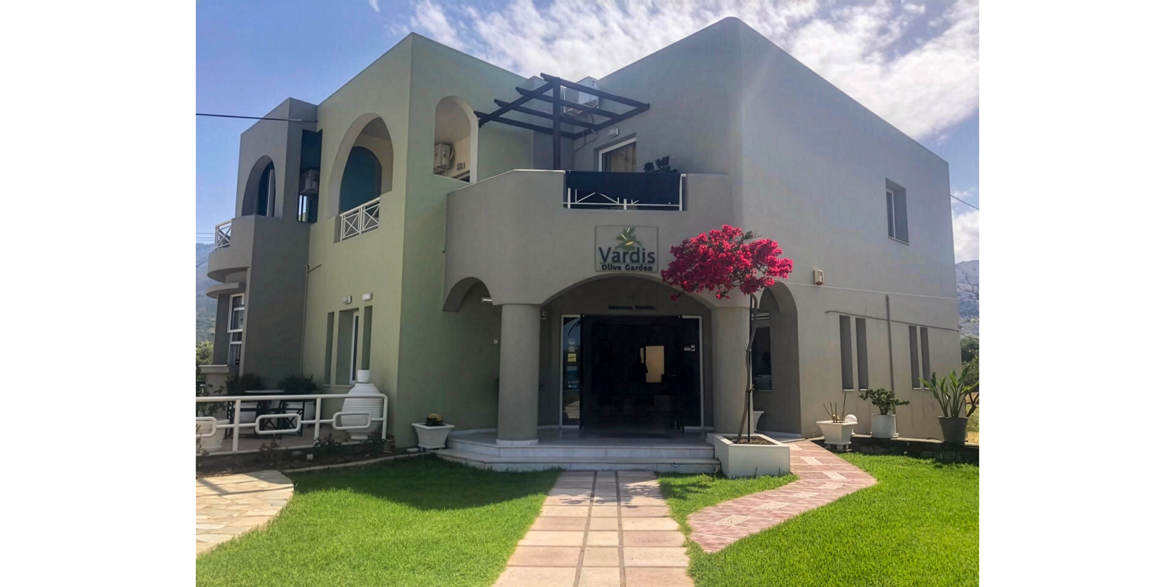 Vardis Olive Garden