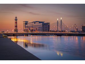 Varied neighbourhoods 