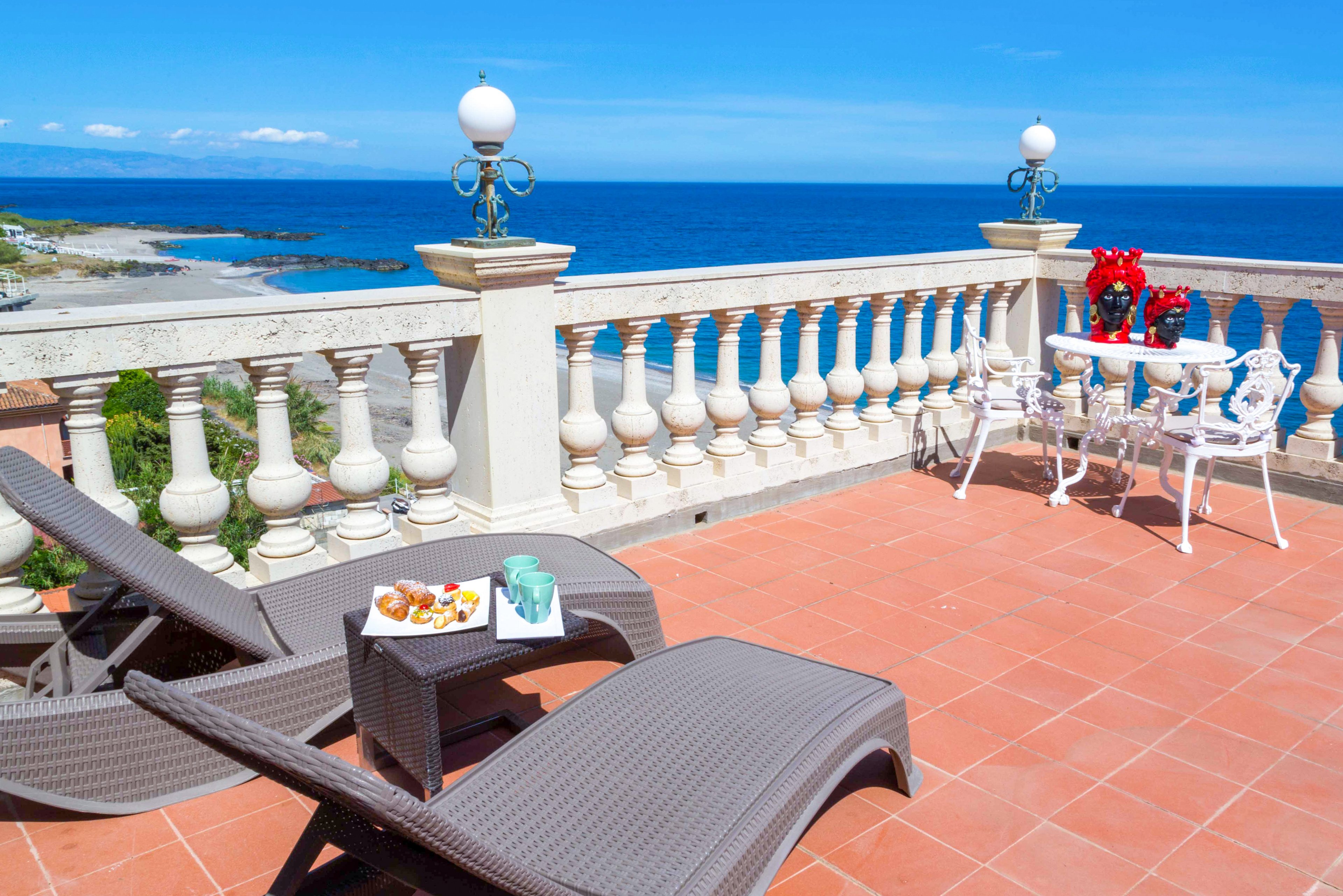 Hellenia Yachting Hotel