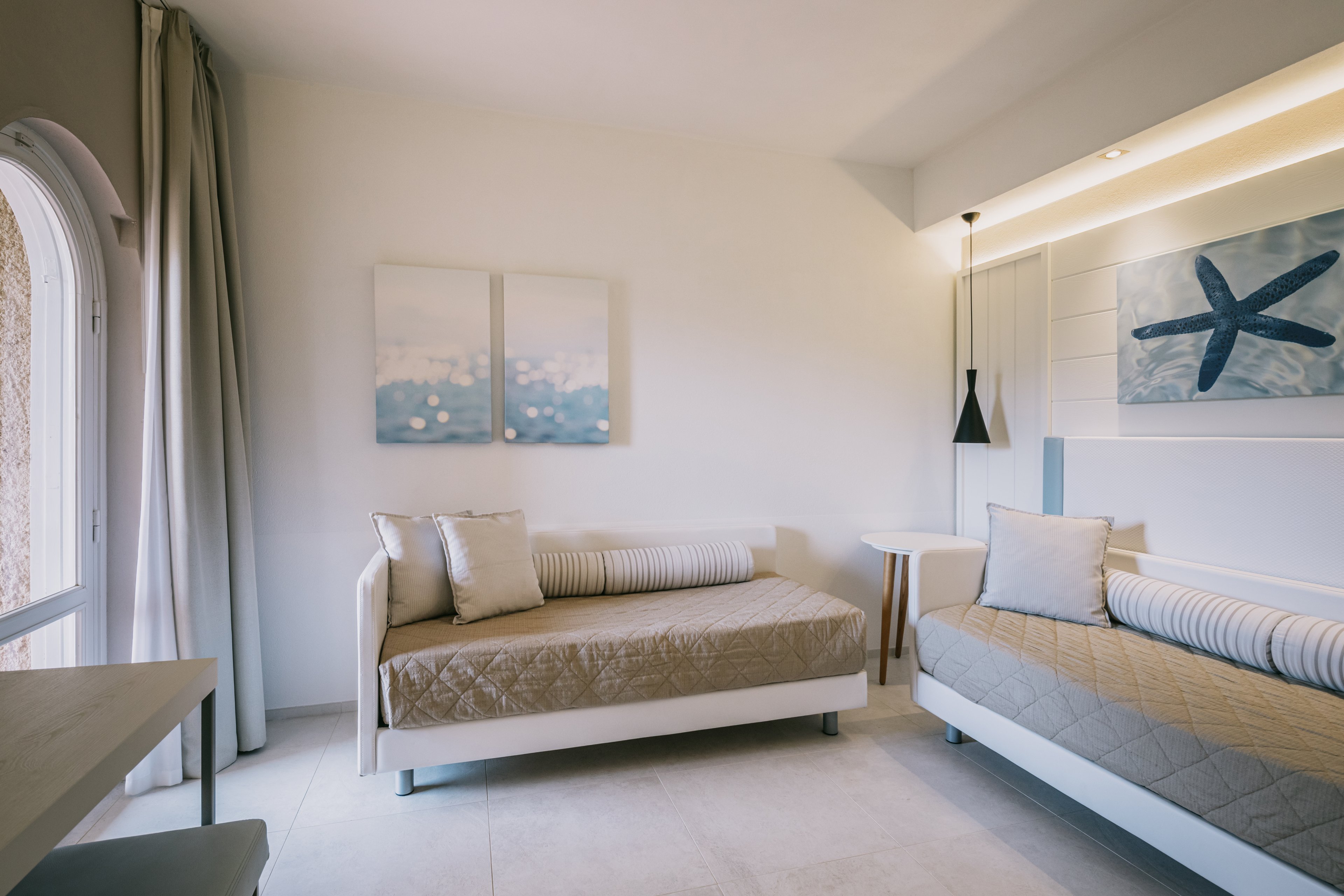 Mangia's Pollina Resort.