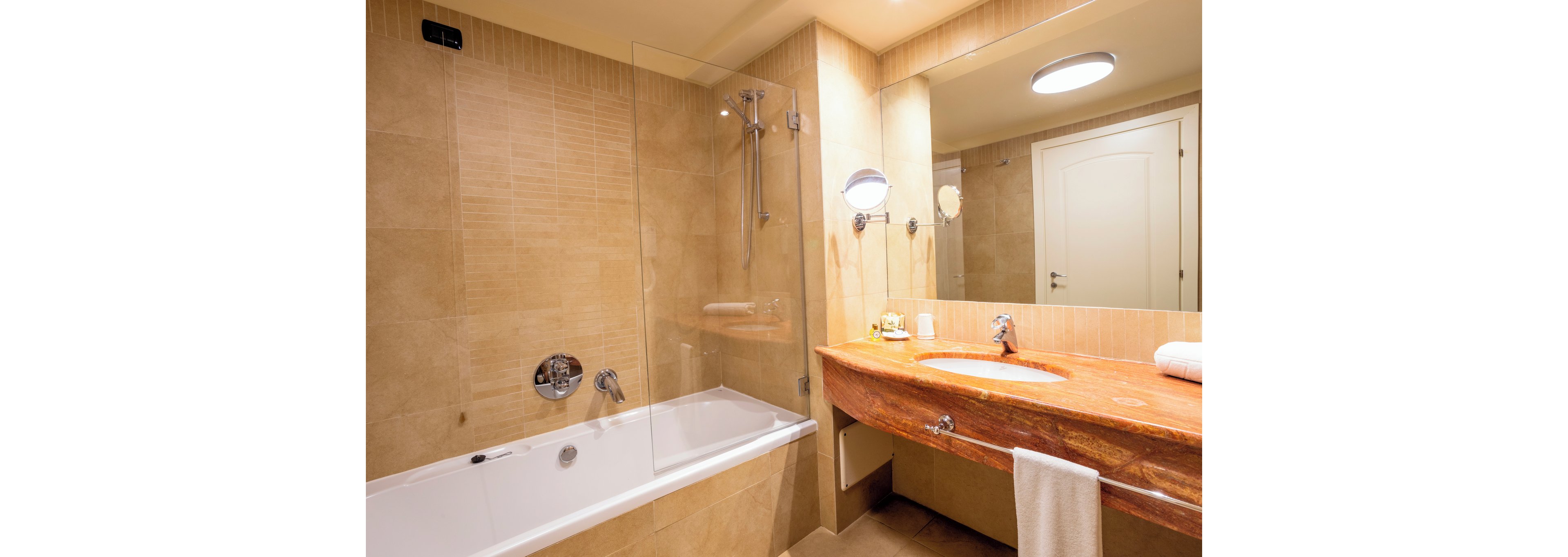 Hotel Cefalu Sea Palace.