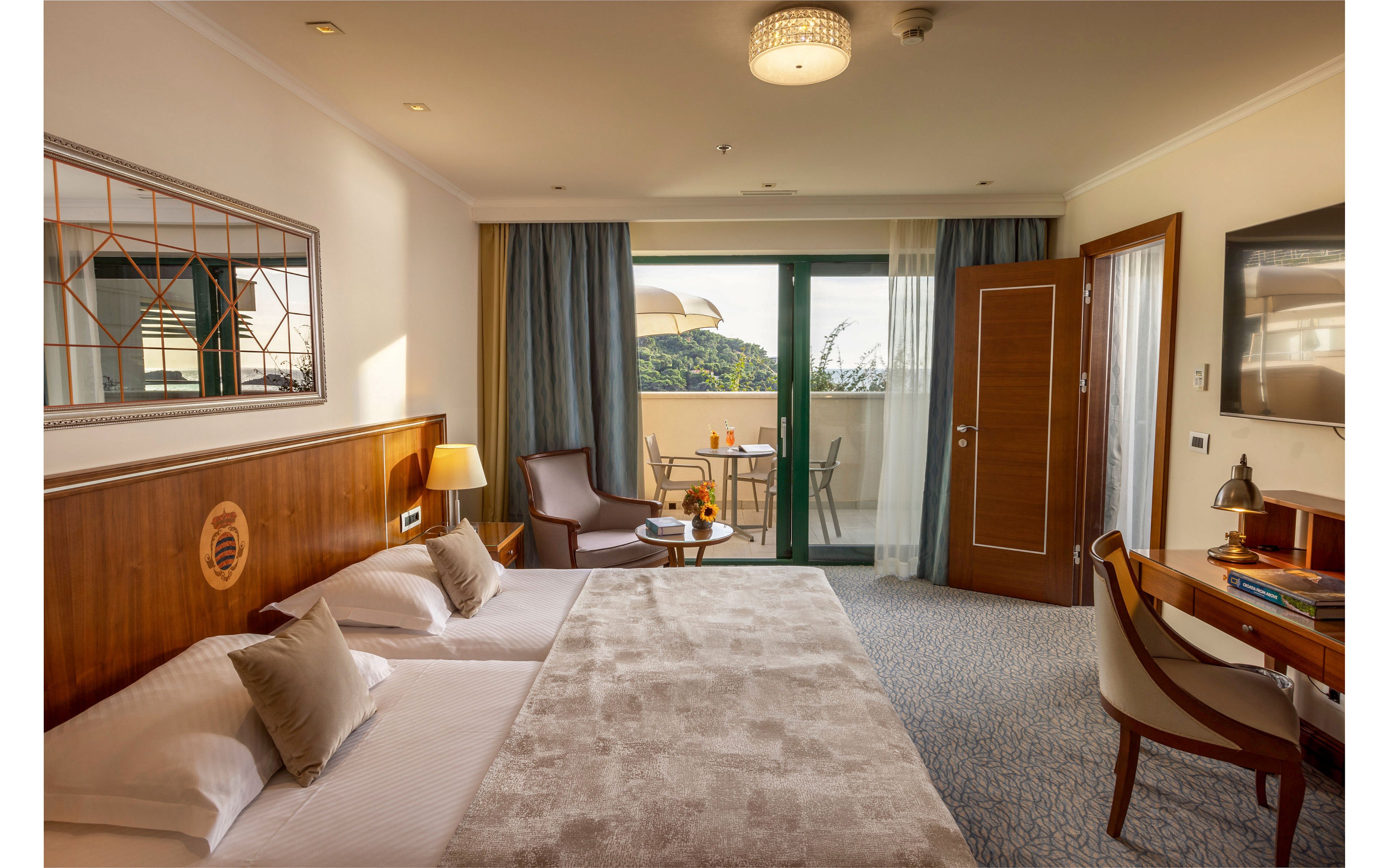 Hotel More