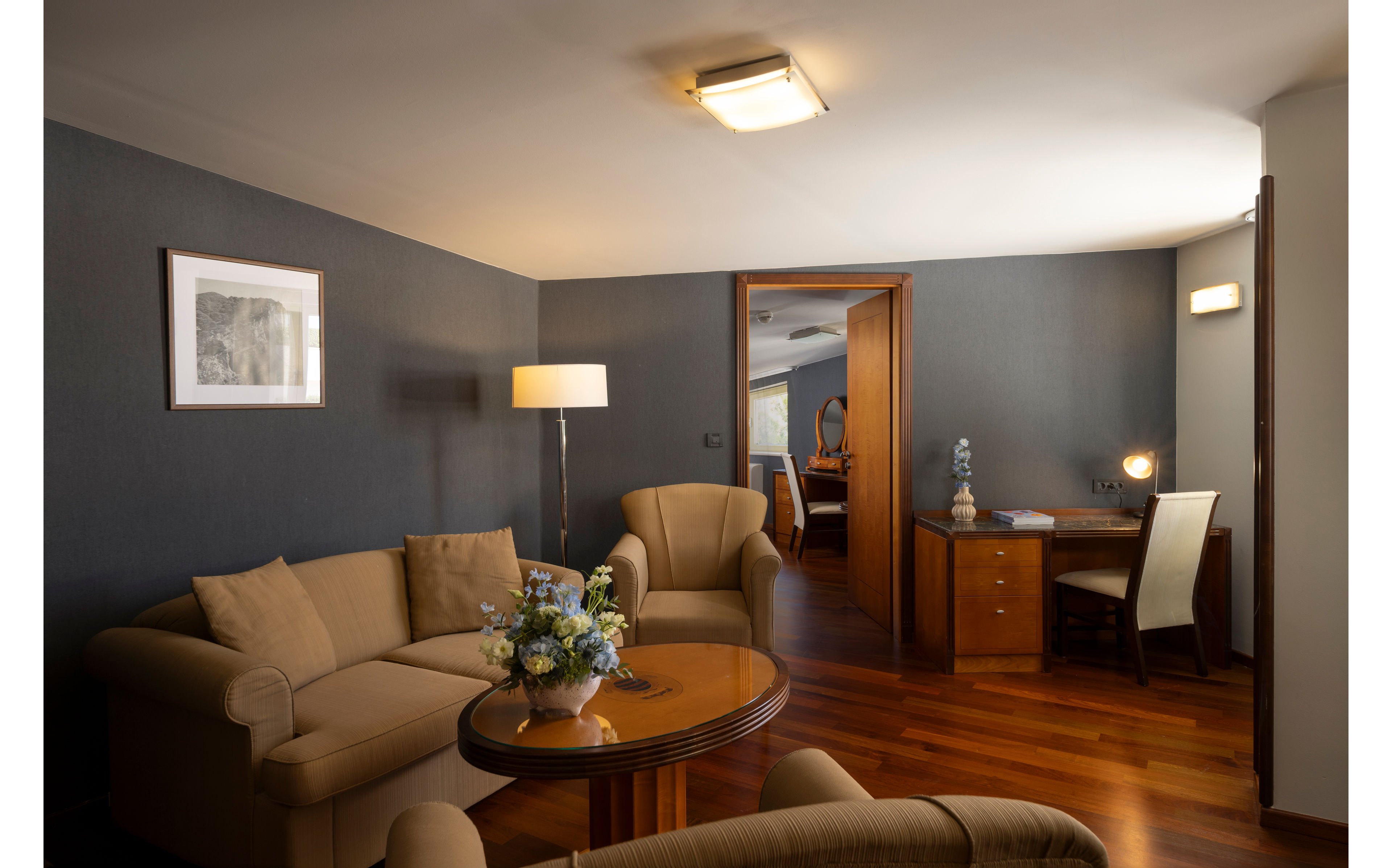 Hotel More