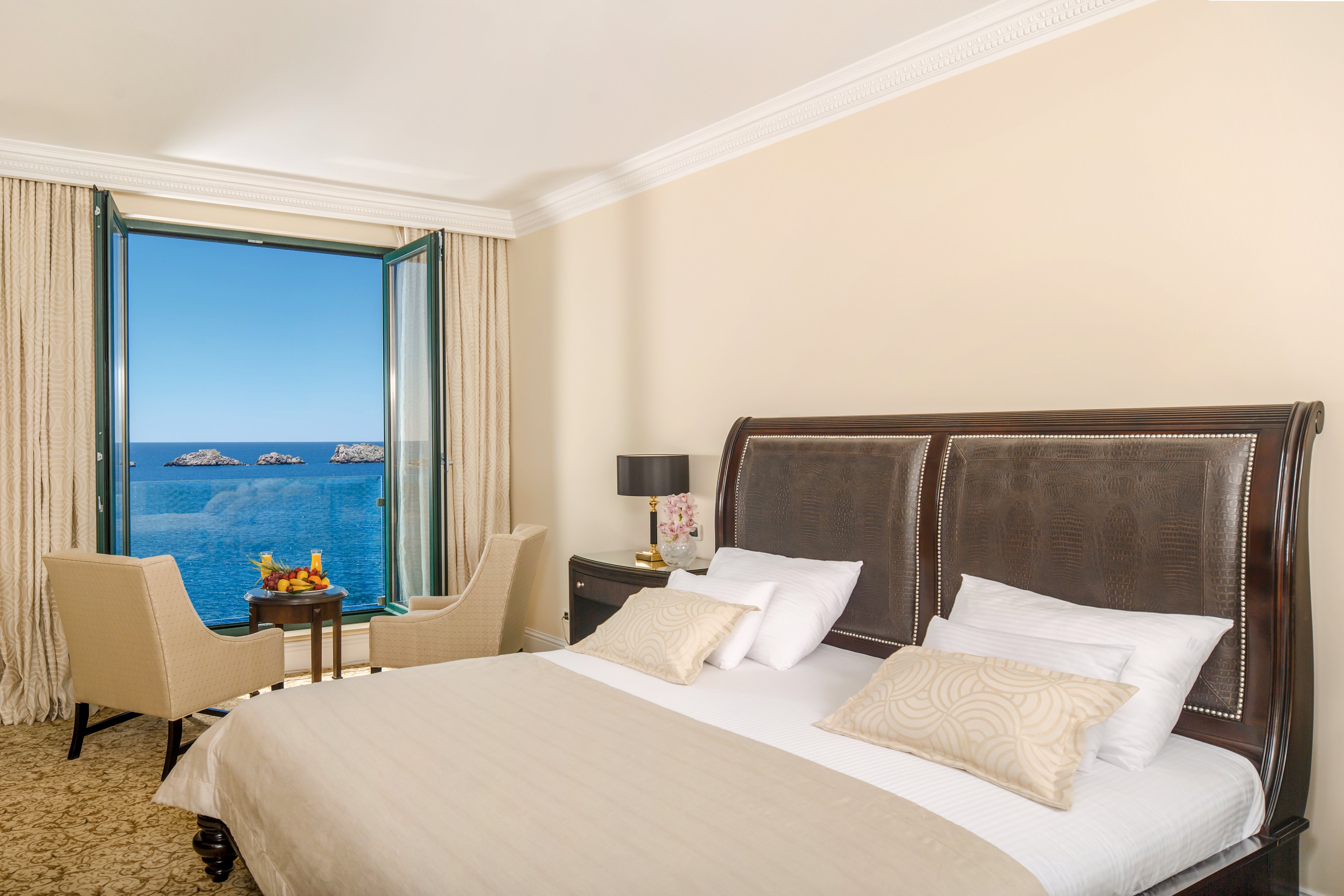 Royal Princess Hotel