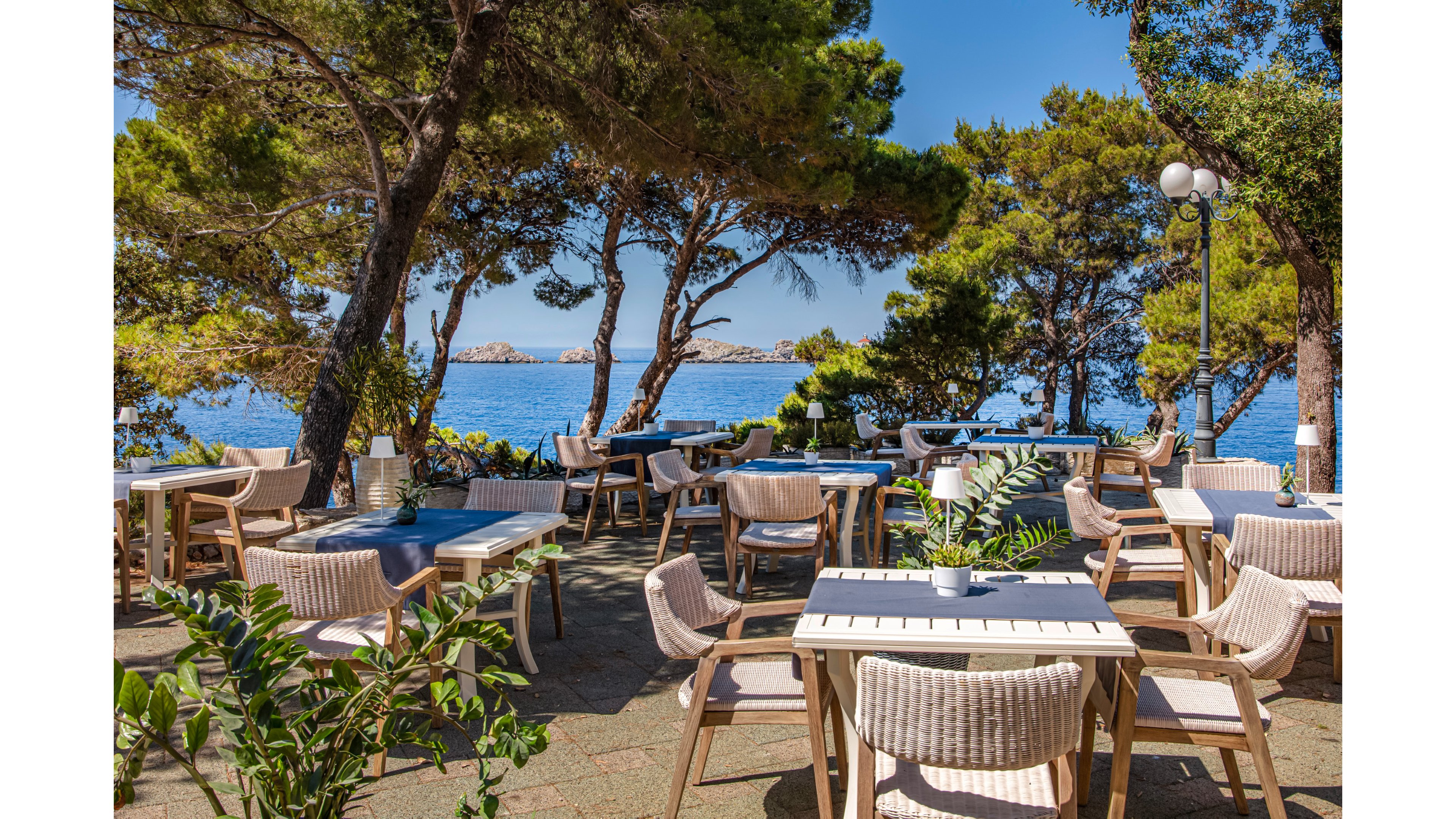 Royal Princess Hotel