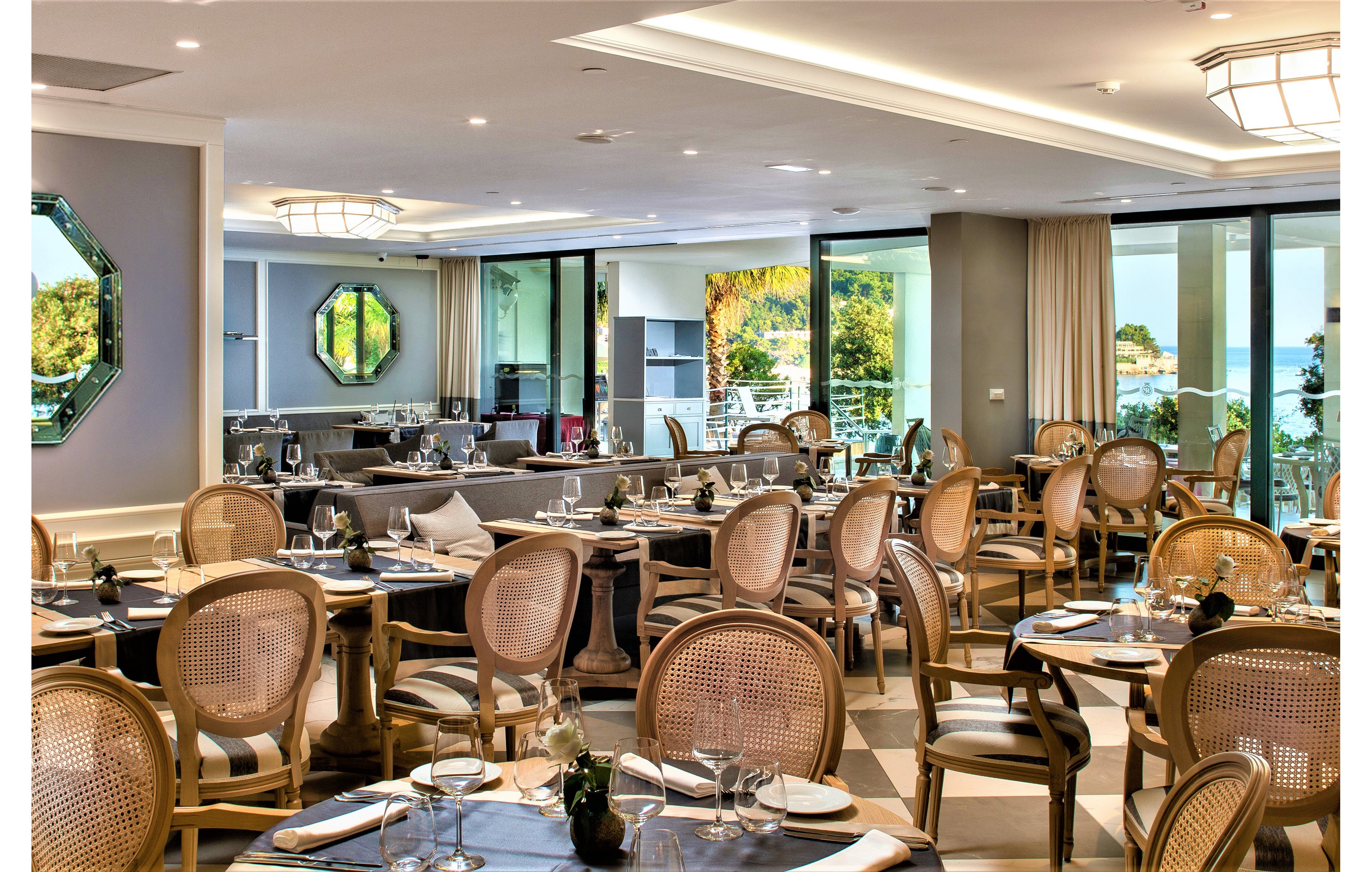 Royal Princess Hotel