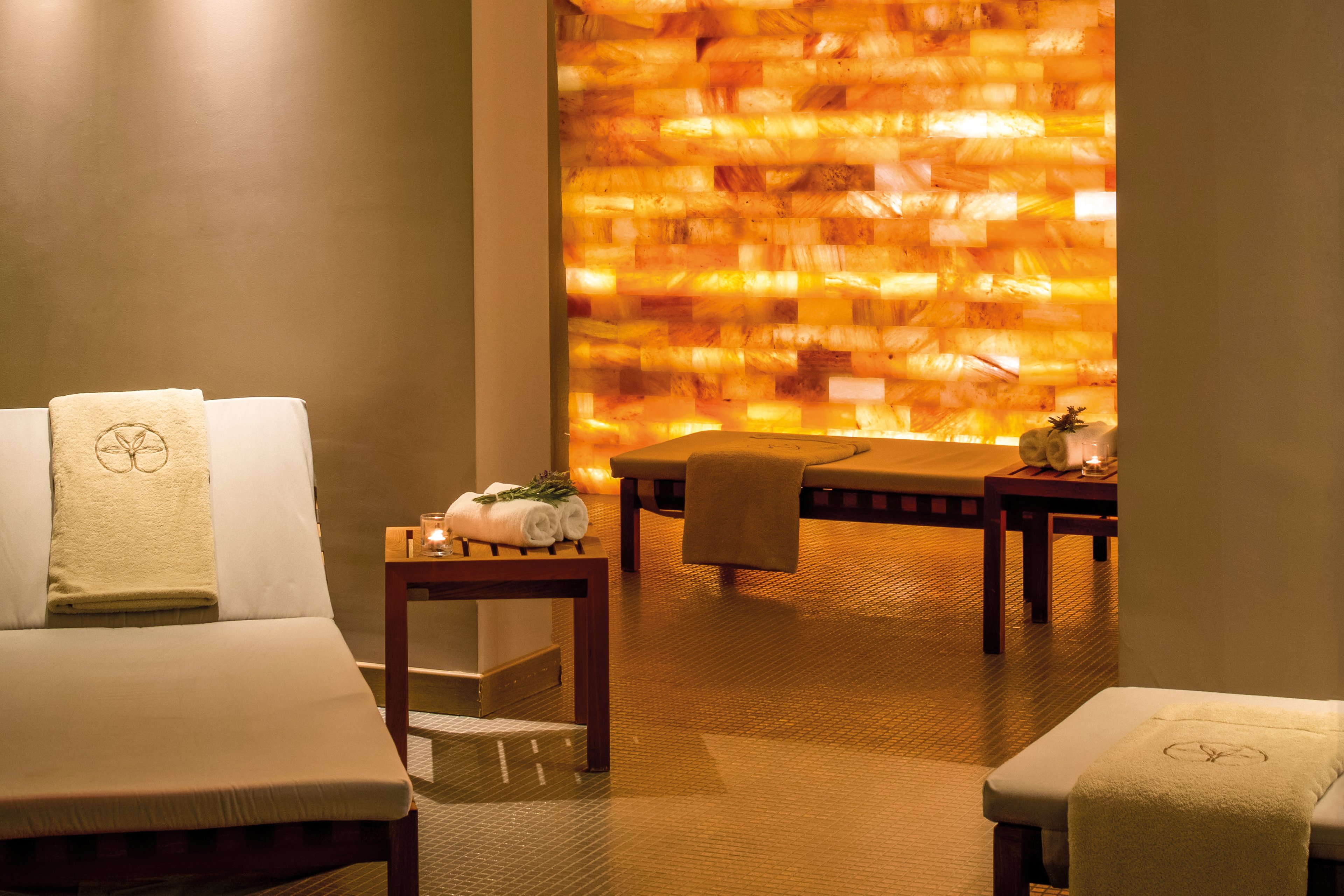 Palmon Bay Hotel & Spa