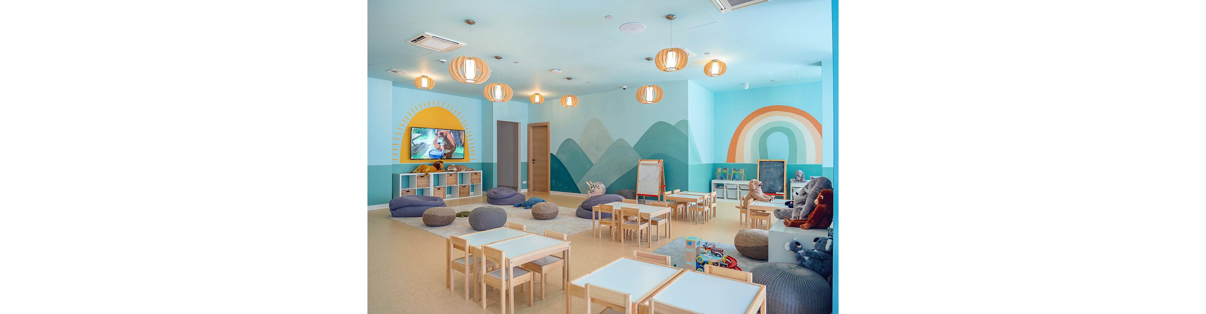 Lazure Hotel & Marina