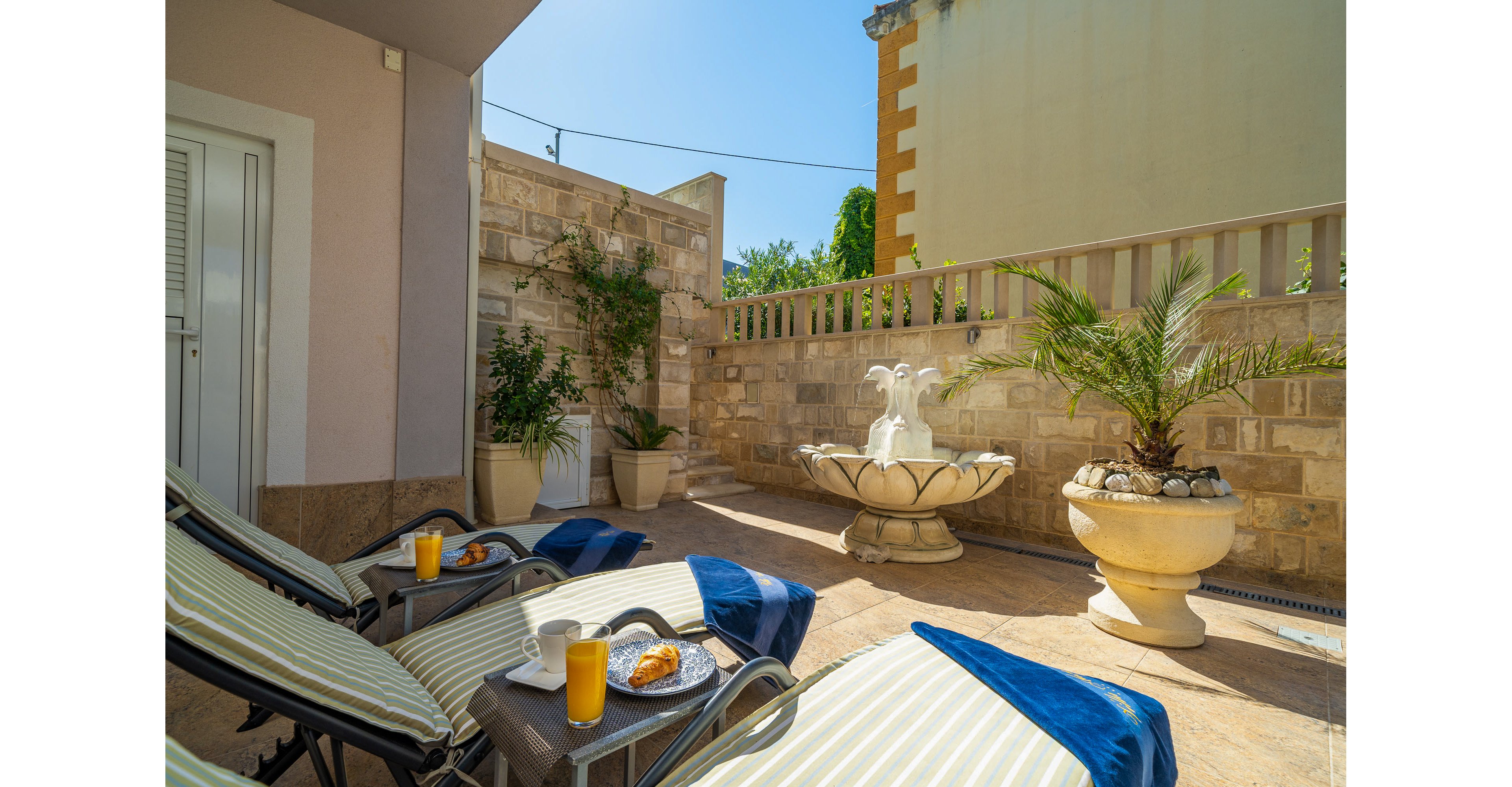 Apartments Villa Aura