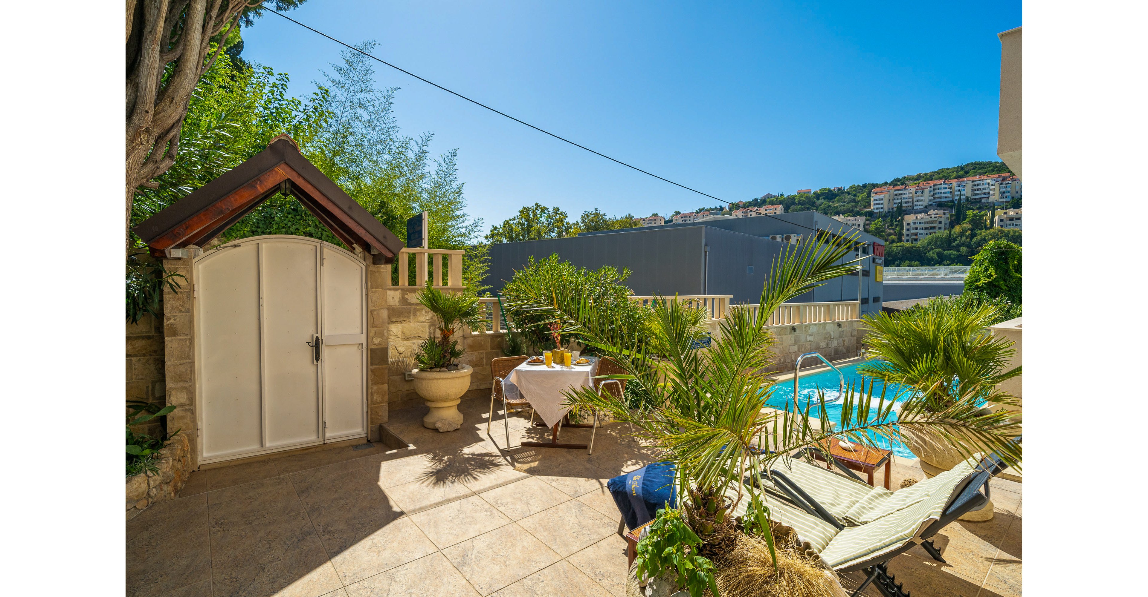 Apartments Villa Aura