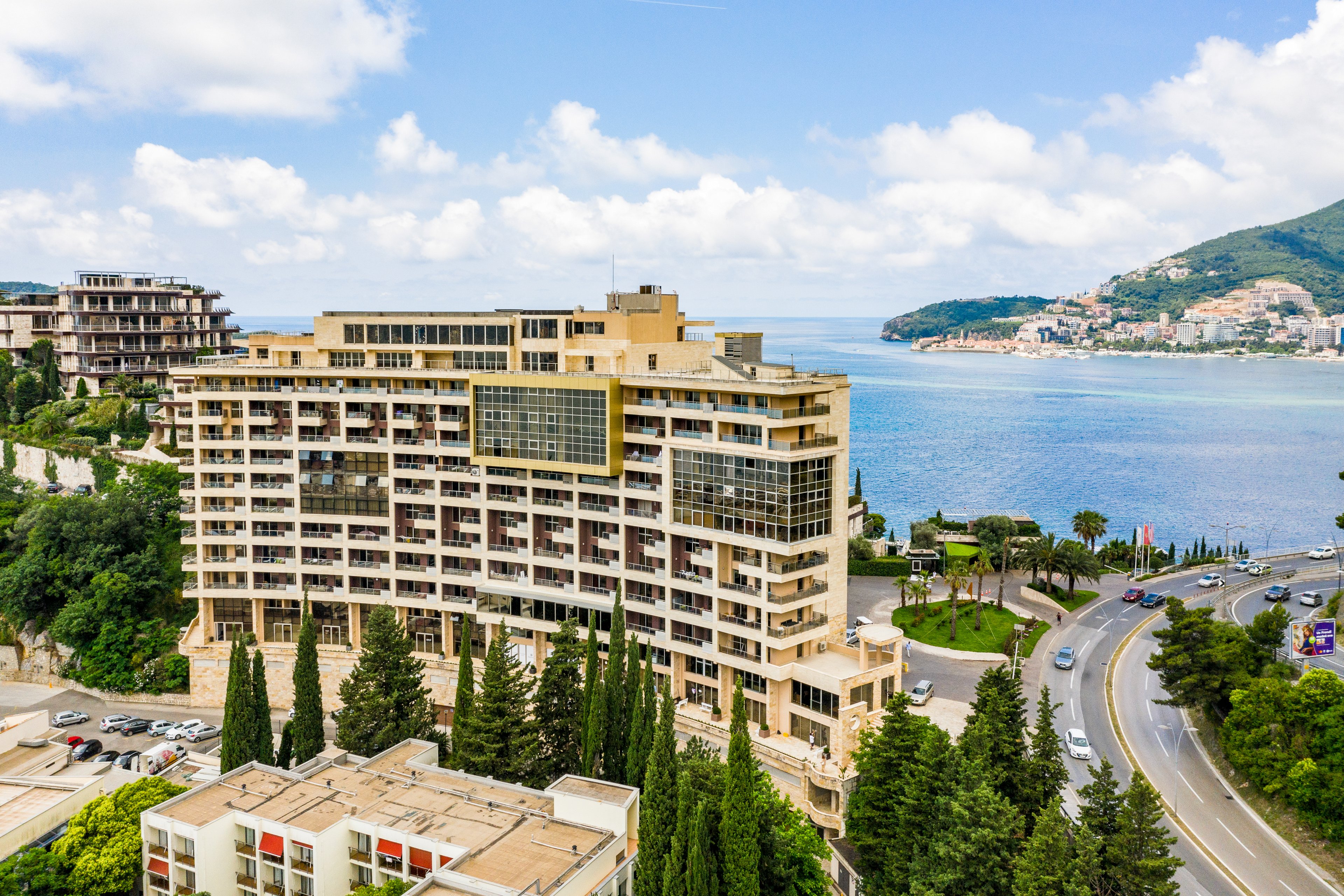 Harmonia Hotel by Dukley