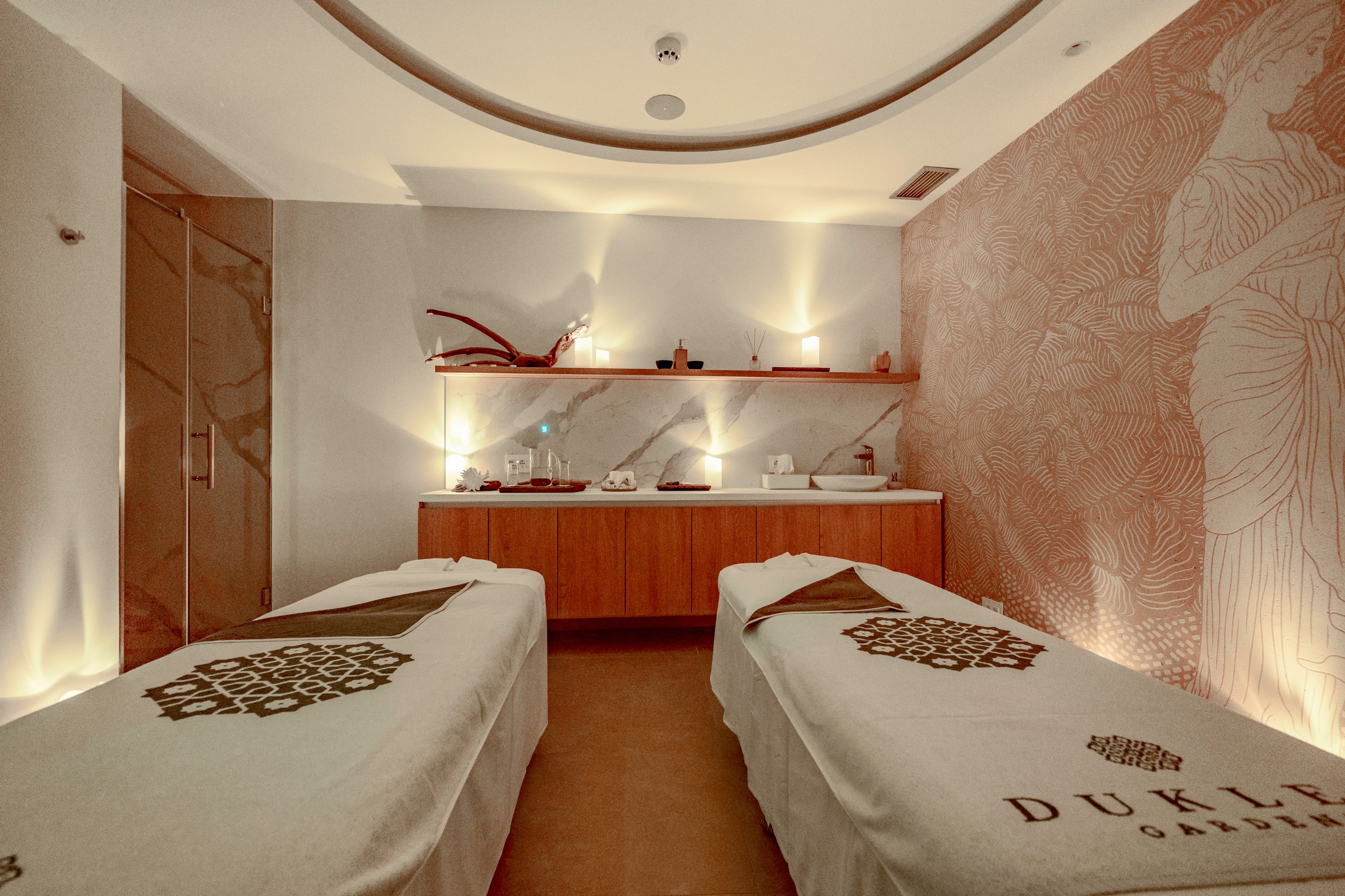 Harmonia Hotel by Dukley