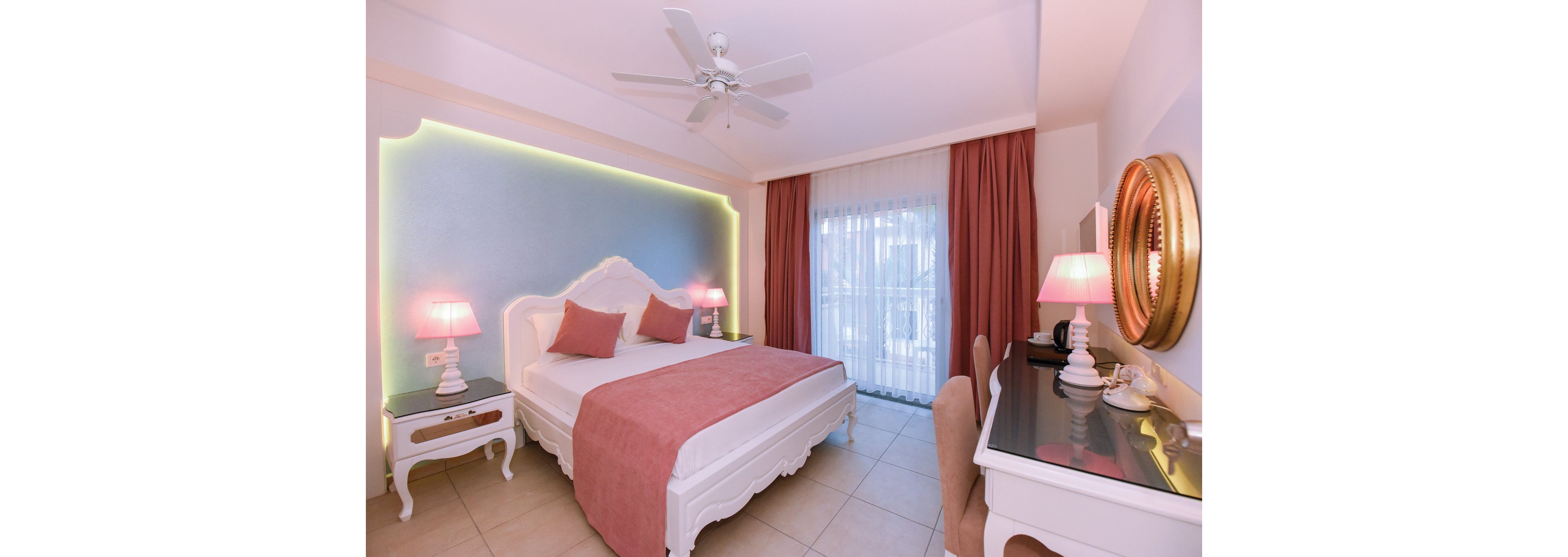 Montebello Deluxe Hotel