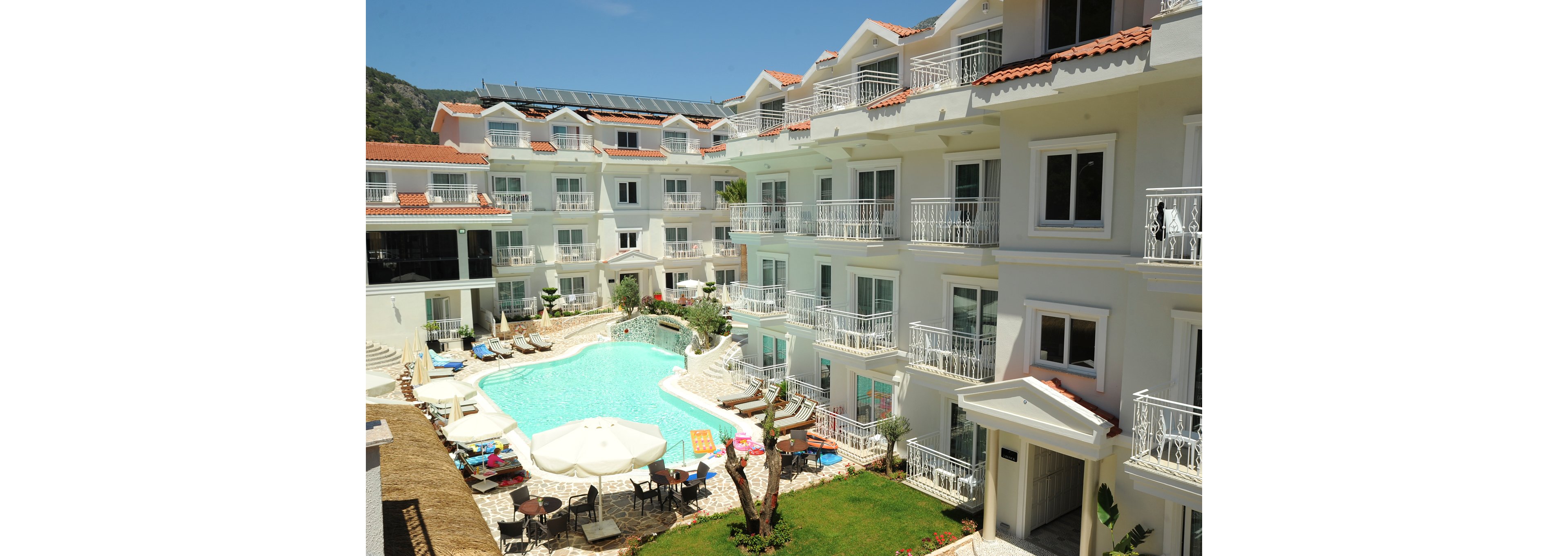 Montebello Deluxe Hotel