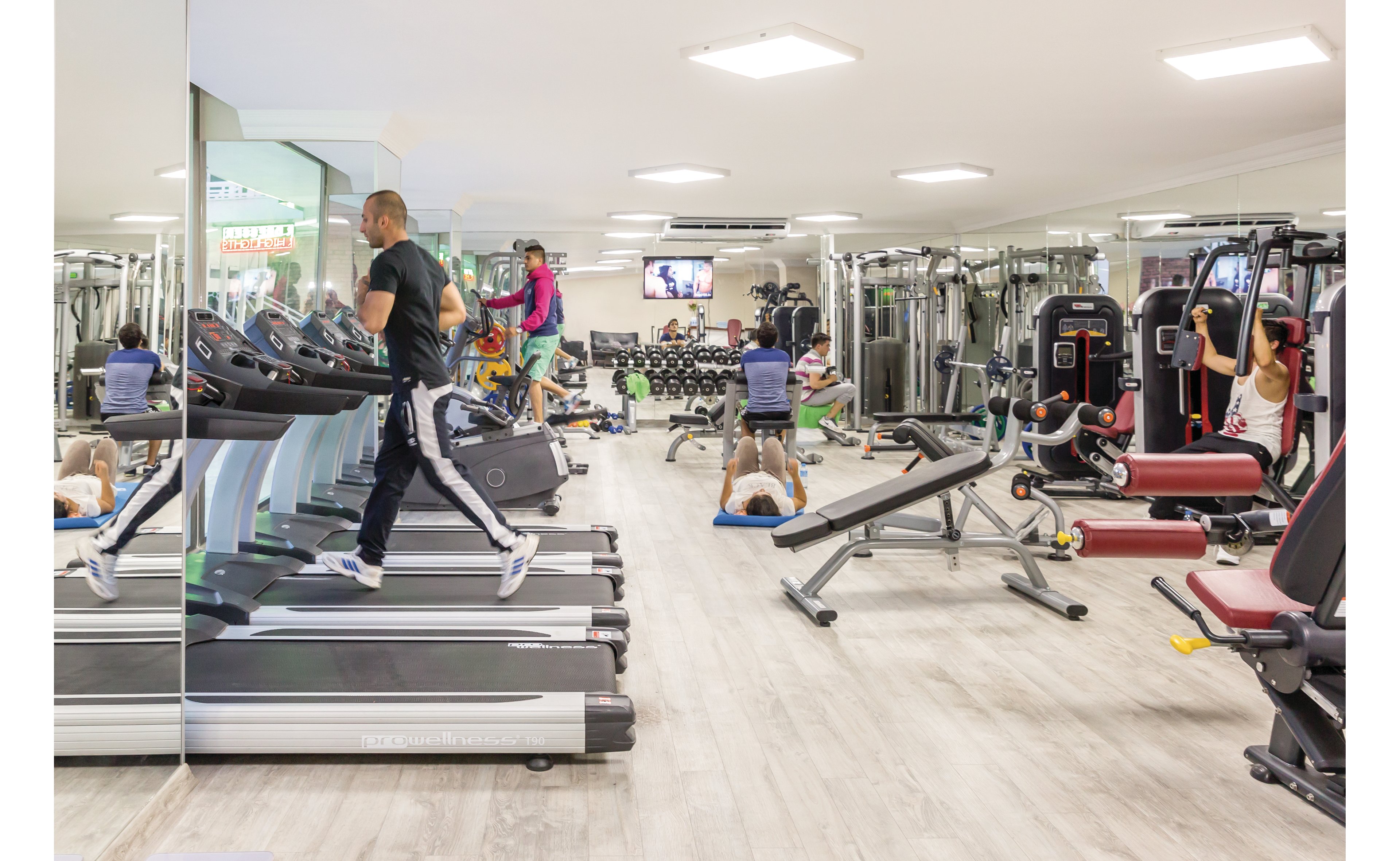 L'Etoile Beach Hotel