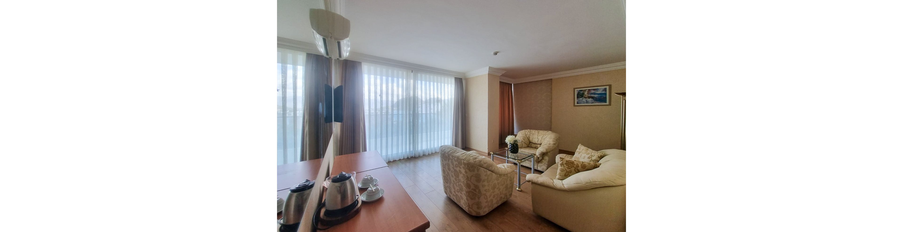 L'Etoile Beach Hotel