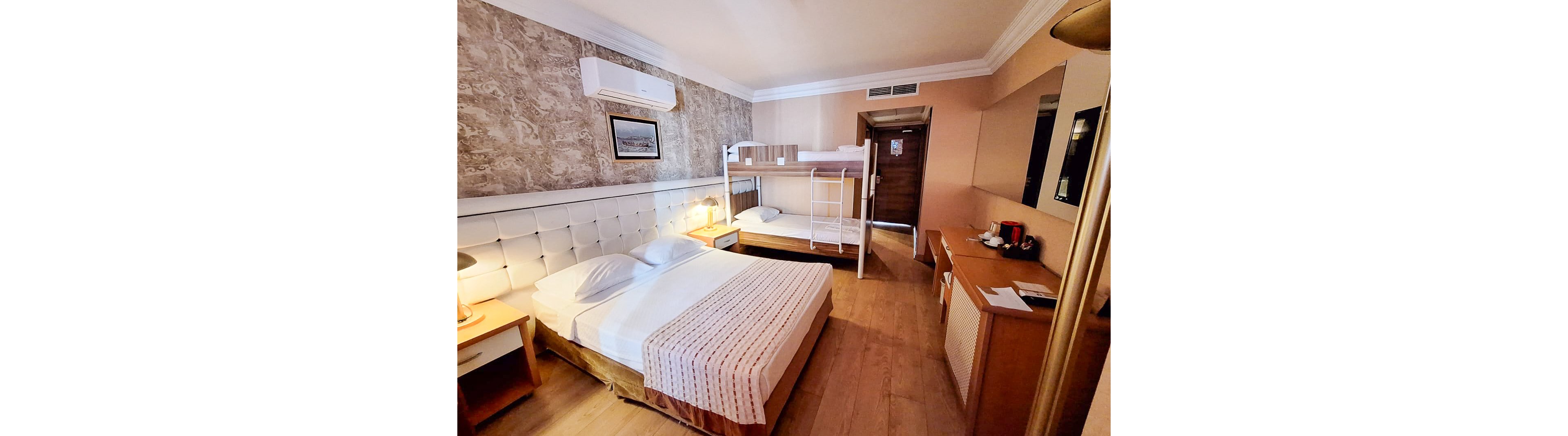 L'Etoile Beach Hotel