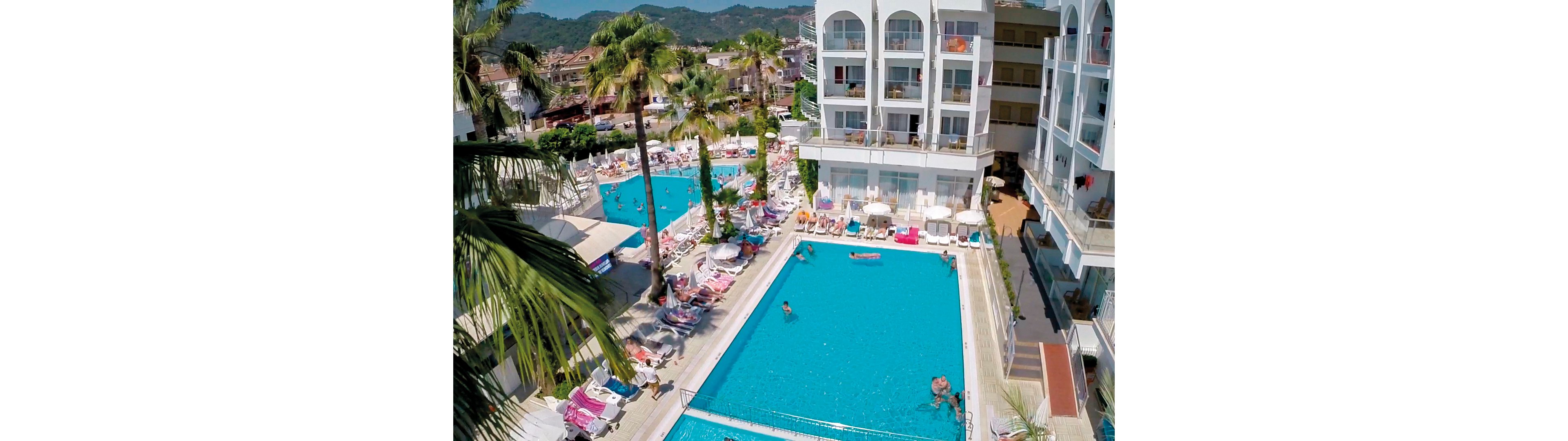 Club Atrium Hotel & Apartments