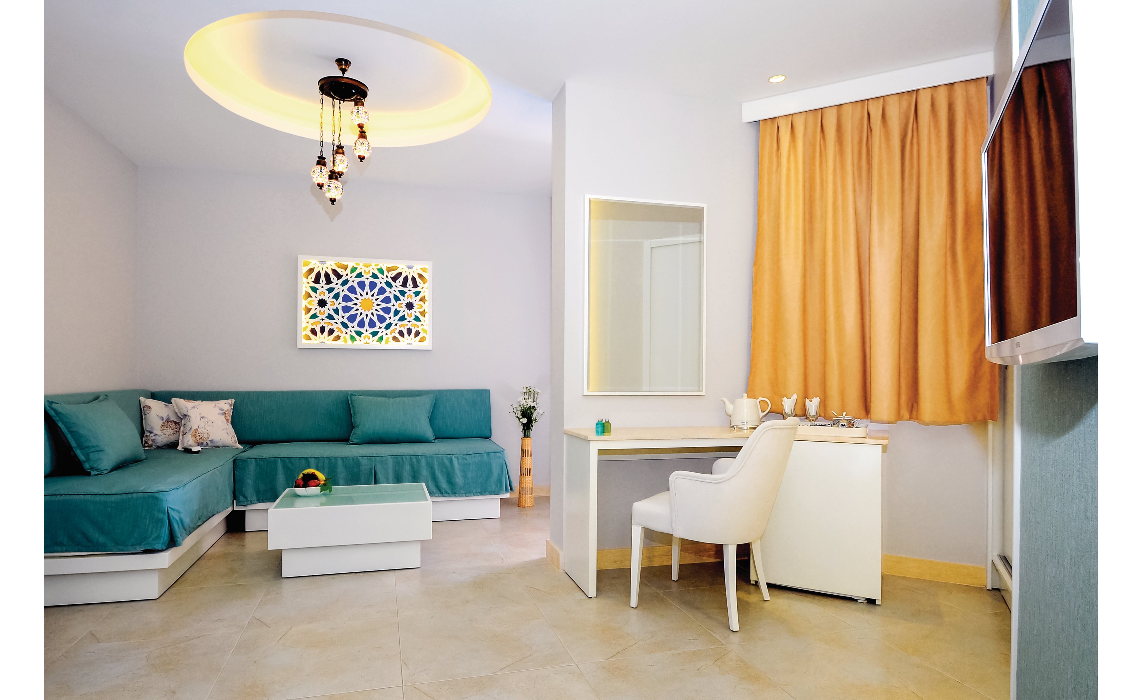 Sea Breeze Hotel & Apartments