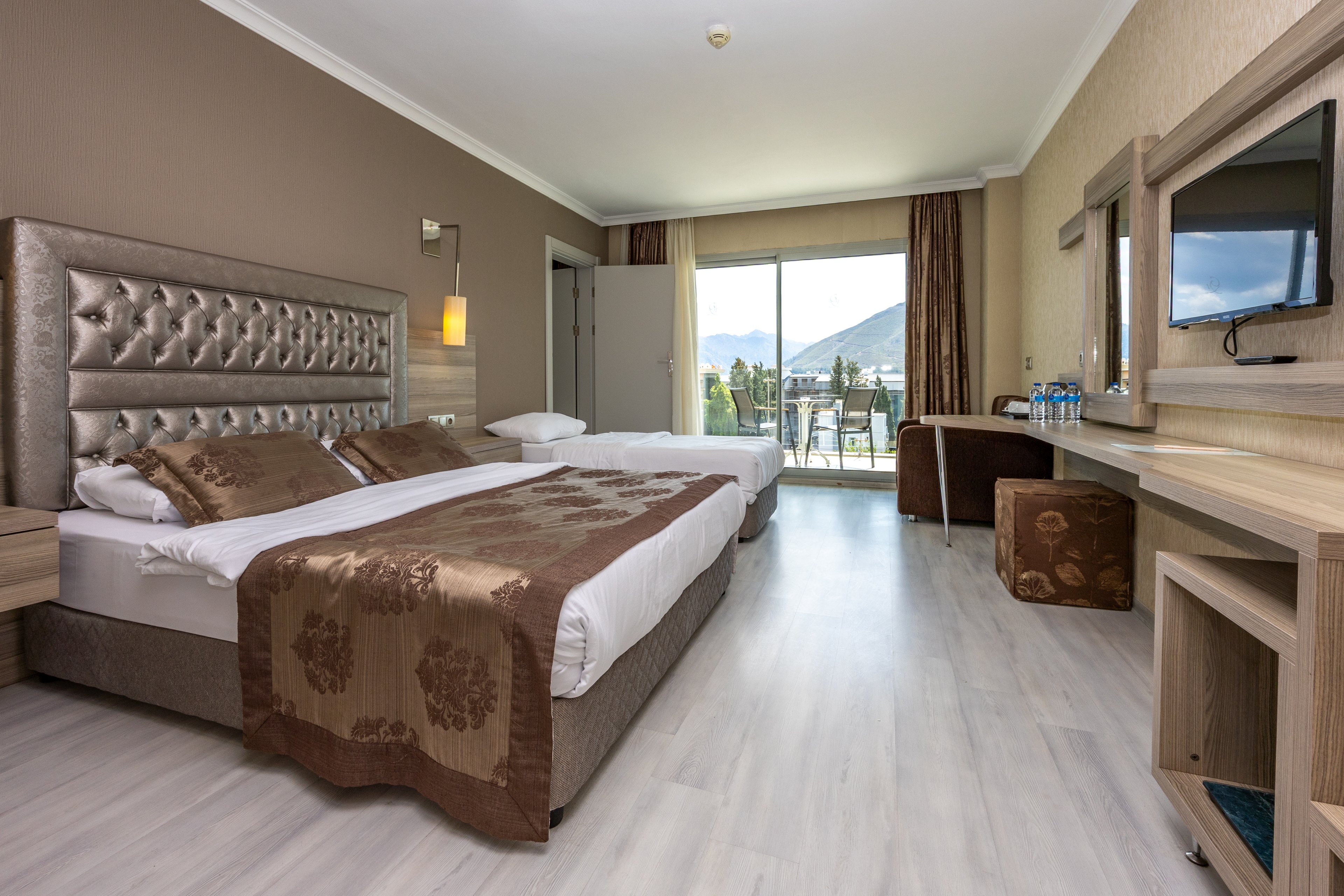 Green Nature Diamond Hotel