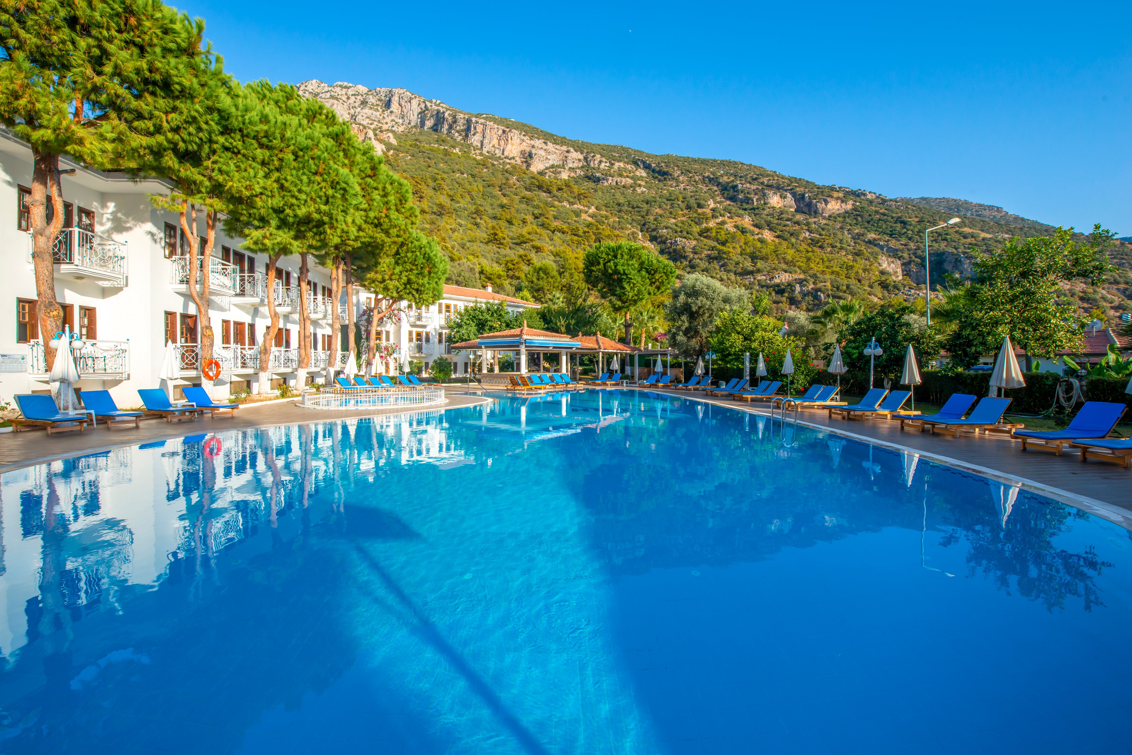 White Hotel OluDeniz