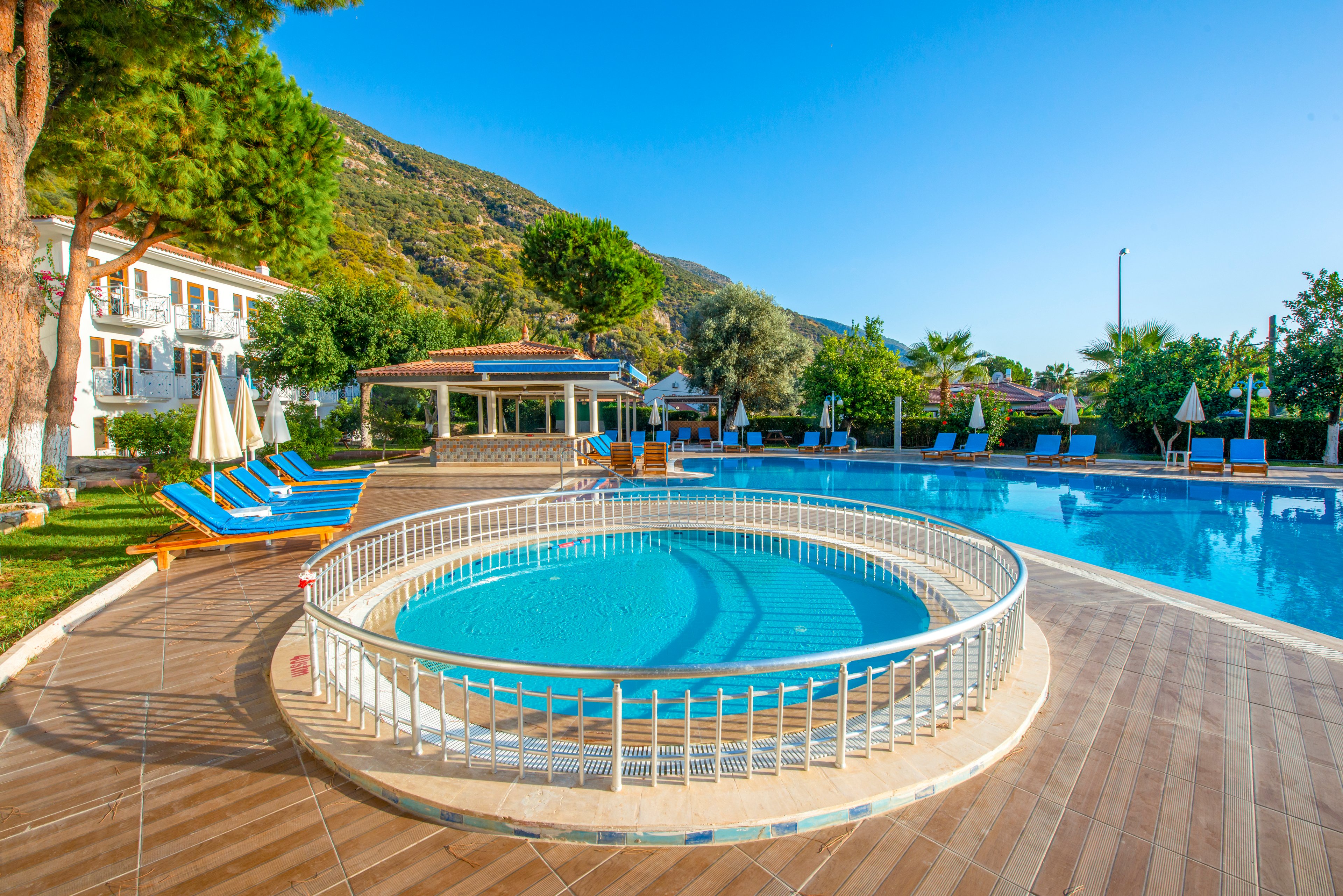 White Hotel OluDeniz