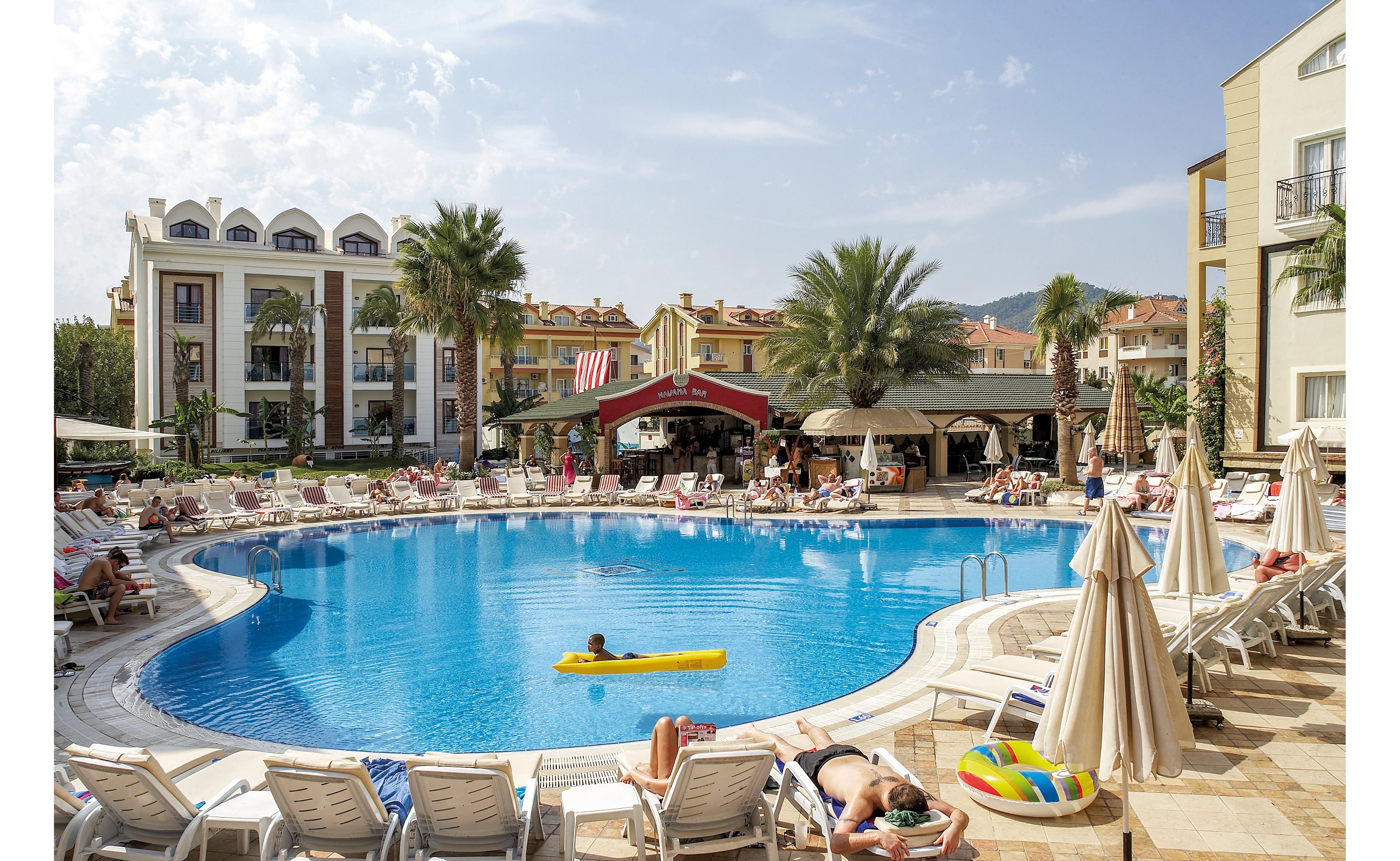 Club Anastasia Apartments