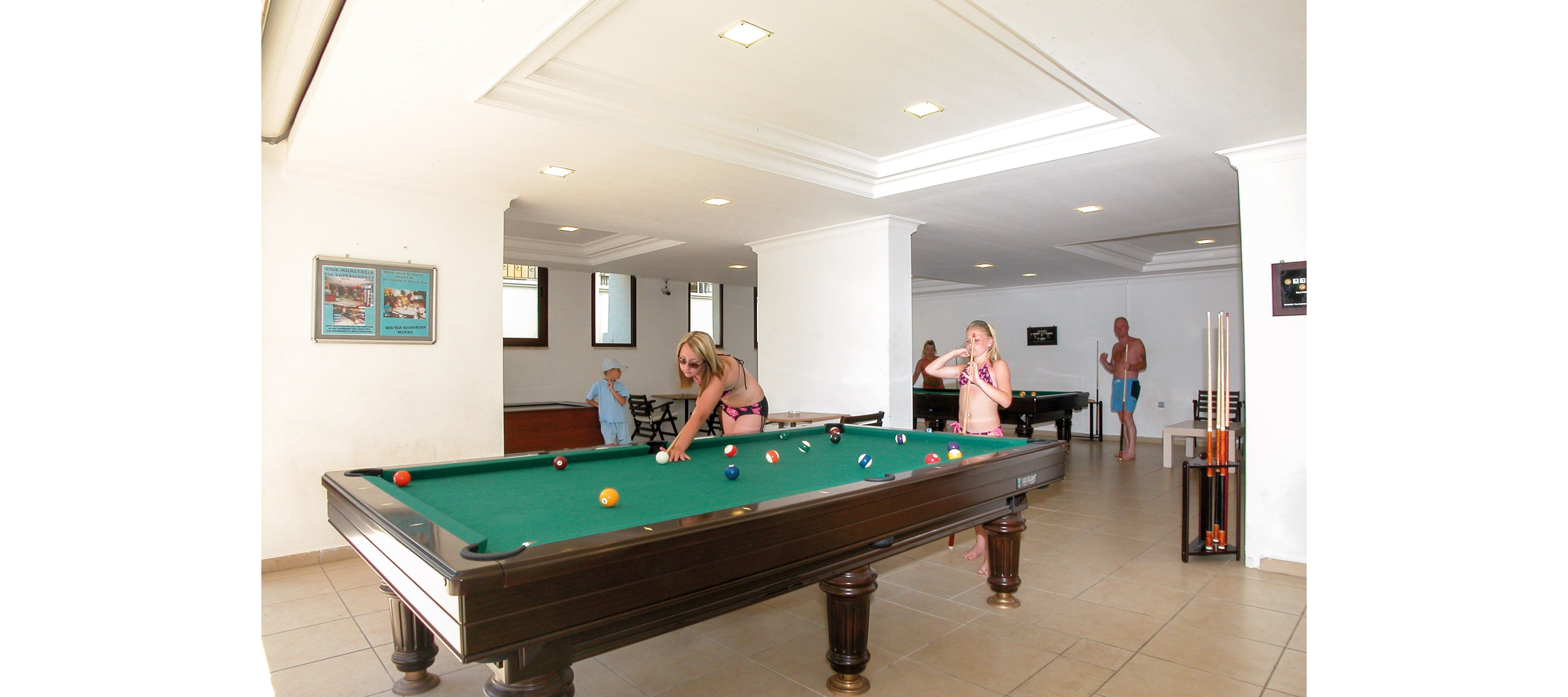 Club Anastasia Apartments