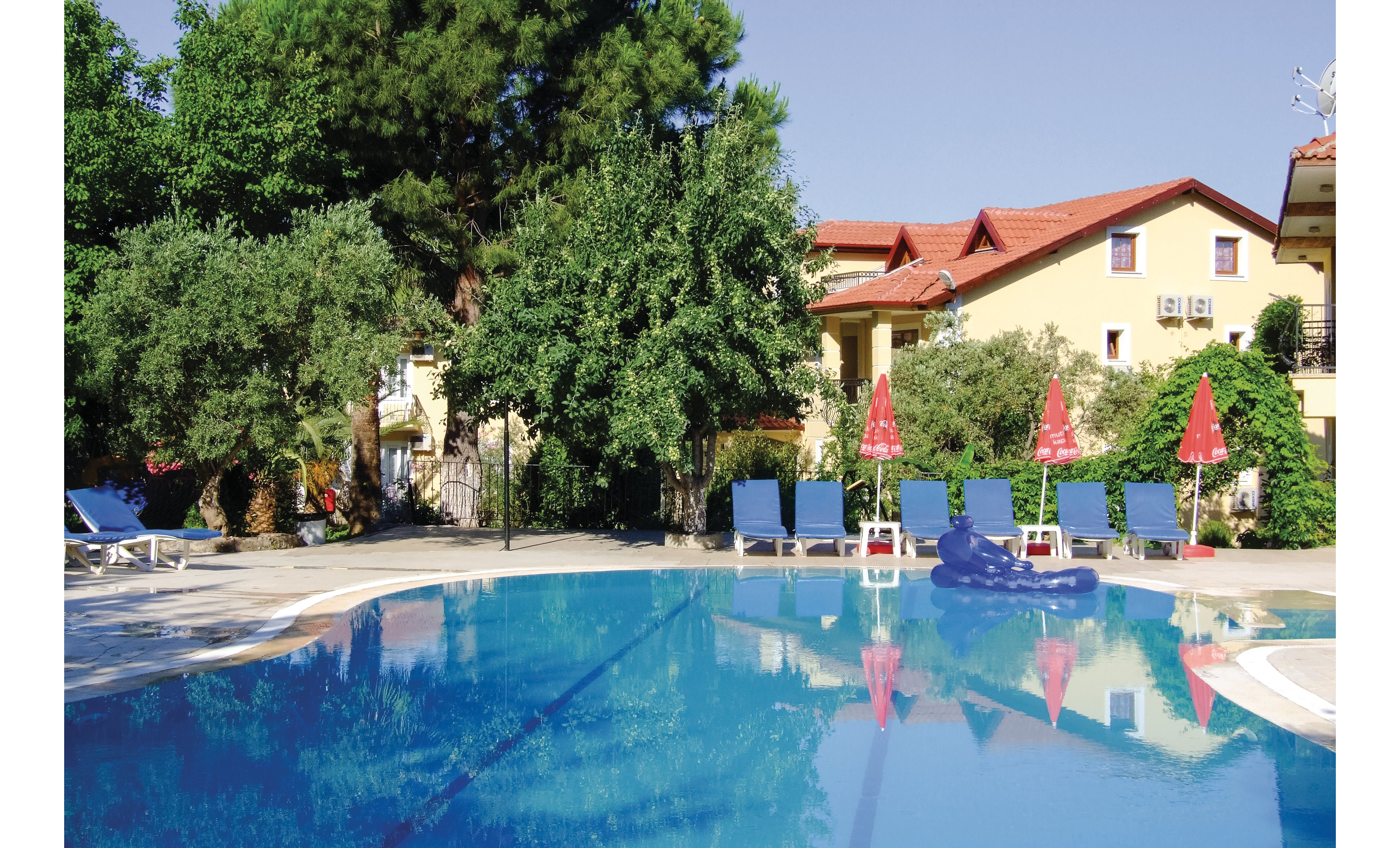 Gokcen Hotel & Suites