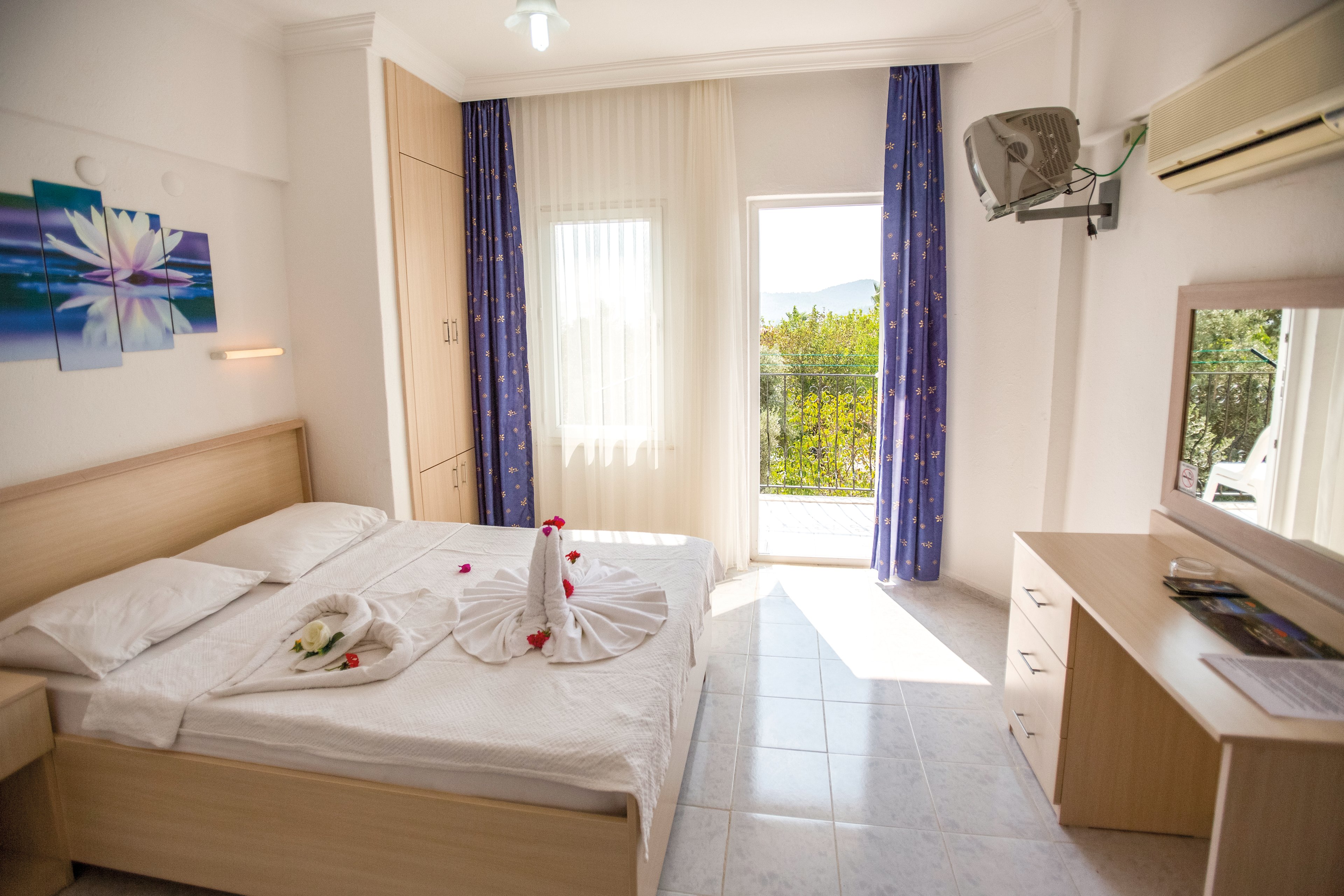 Gokcen Hotel & Suites