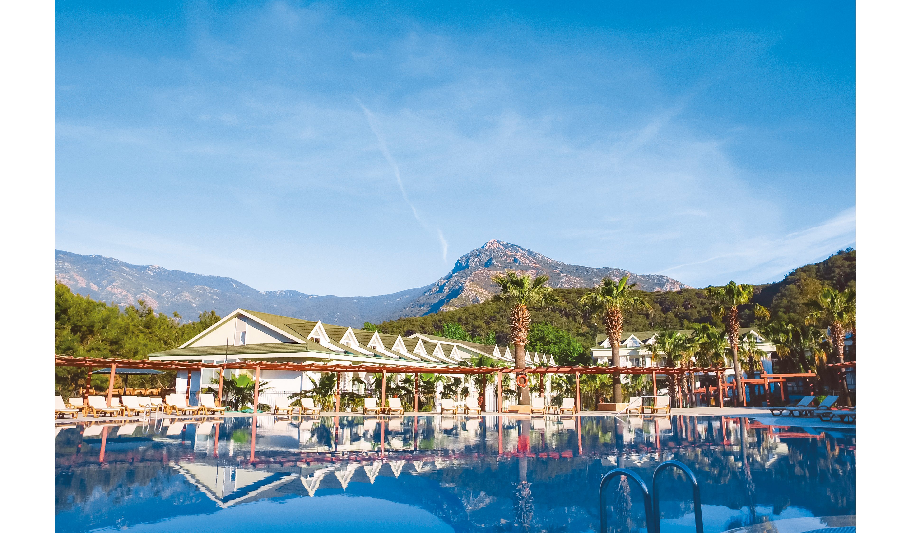 Green Forest Holiday Village